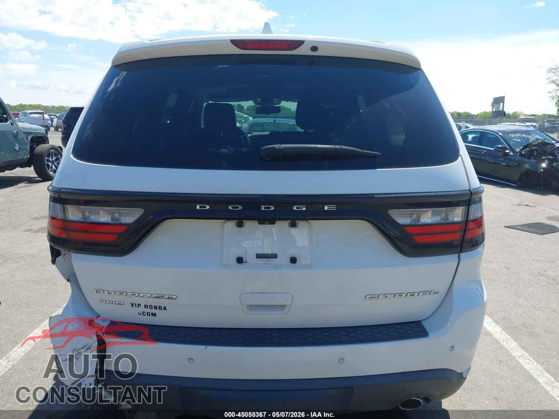 DODGE DURANGO 2015 - 1C4SDJET4FC818568