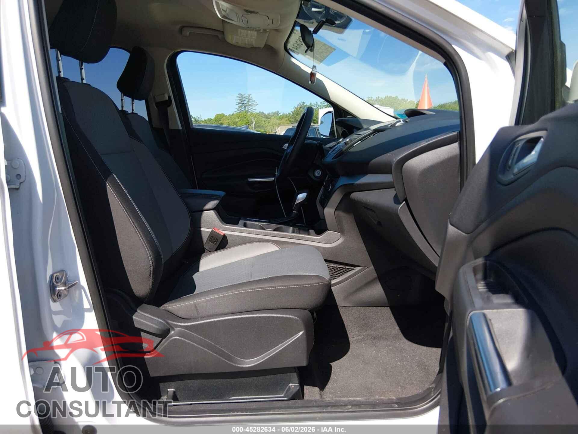 FORD ESCAPE 2018 - 1FMCU9GDXJUC36613