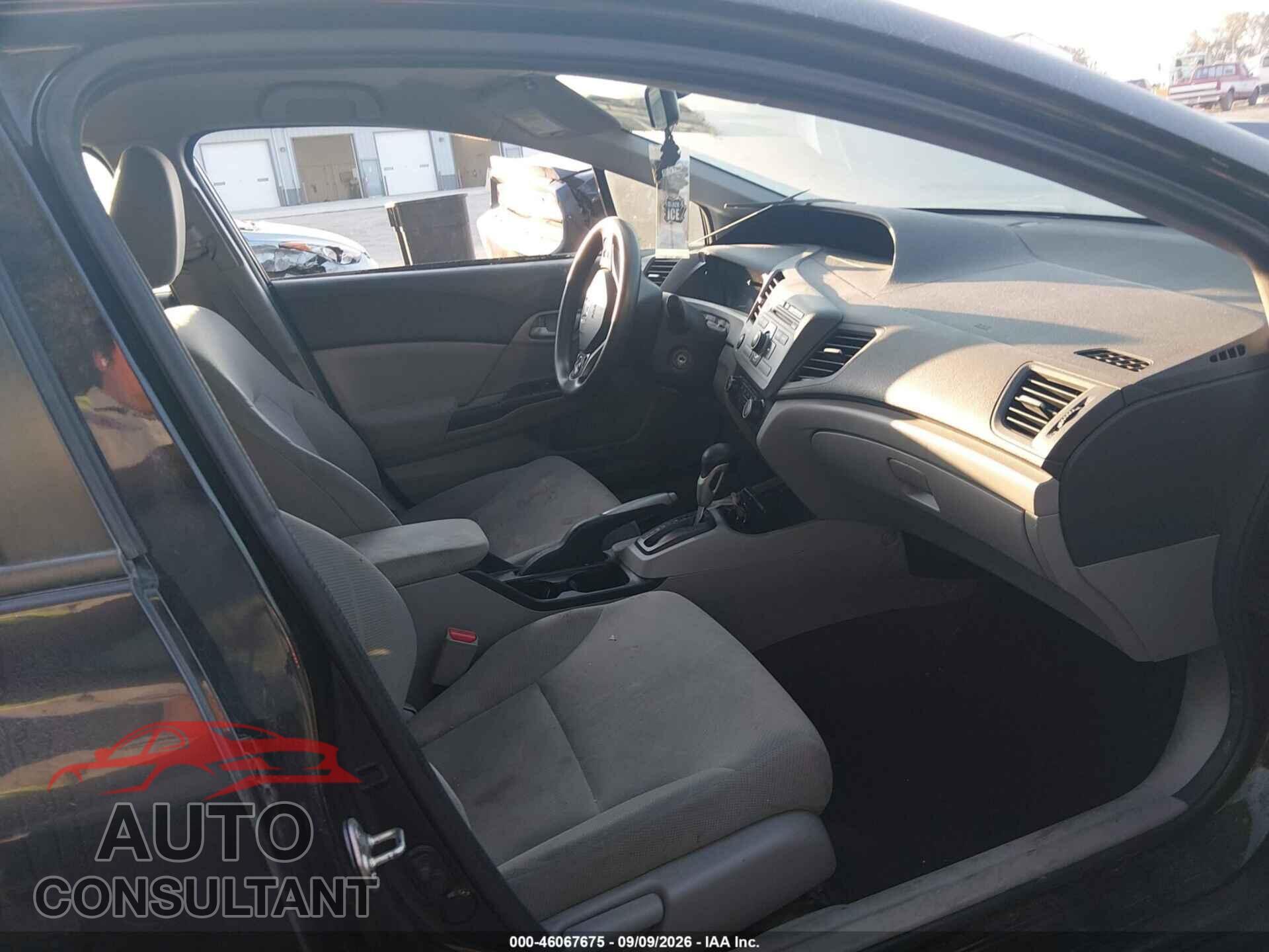 HONDA CIVIC 2012 - 19XFB2F55CE105406