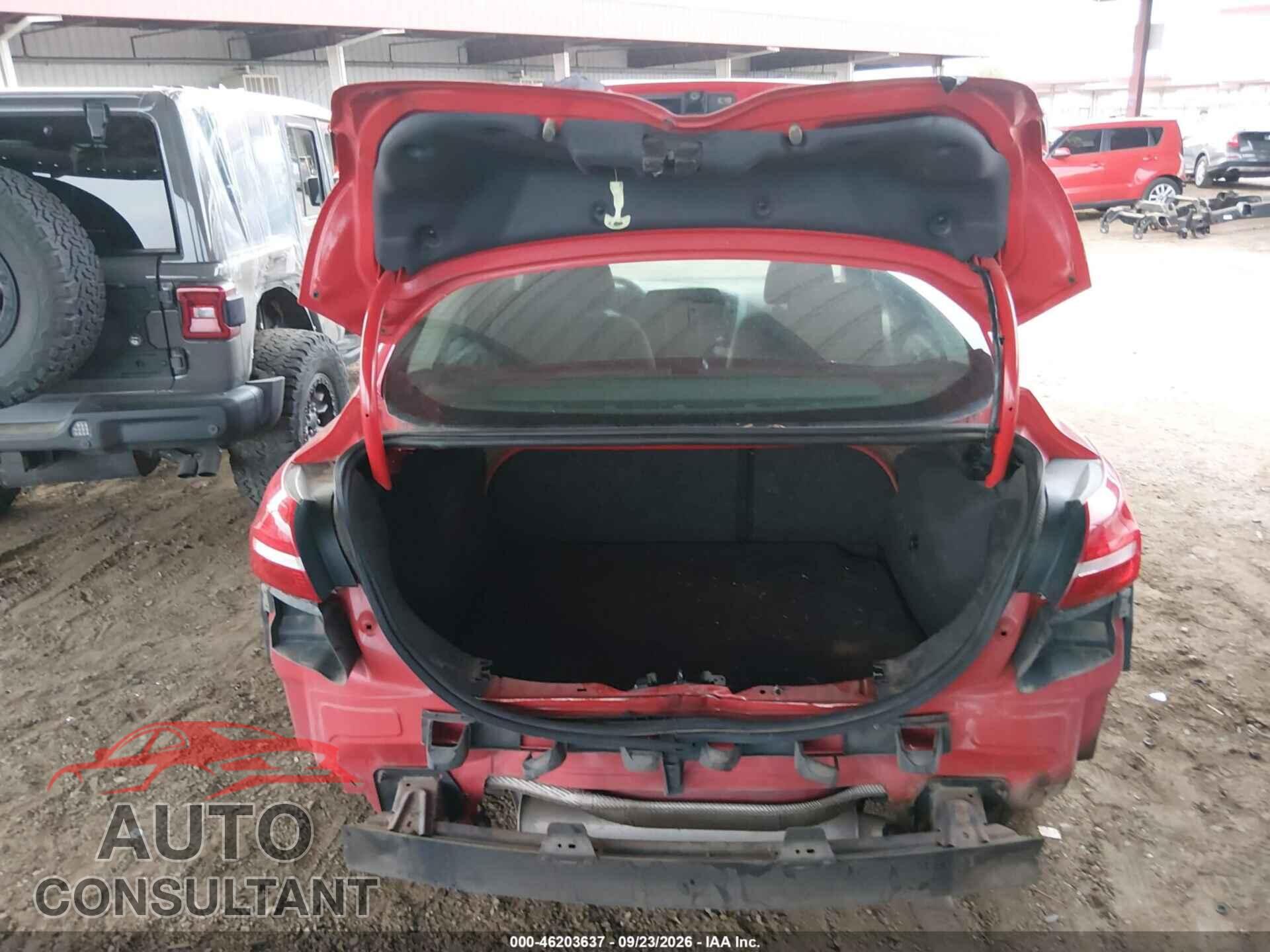 FORD FOCUS 2015 - 1FADP3F29FL307686