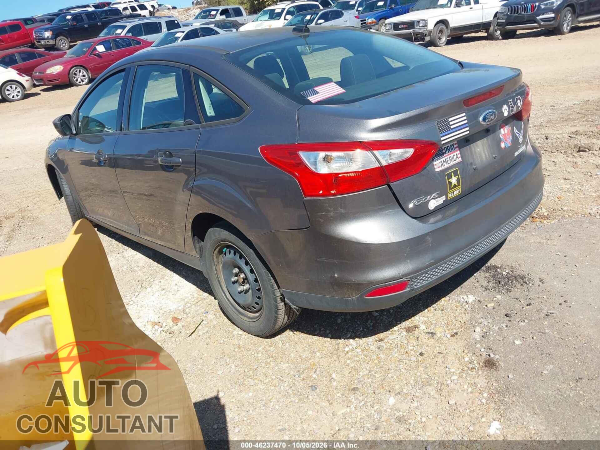 FORD FOCUS 2012 - 1FAHP3F27CL126146