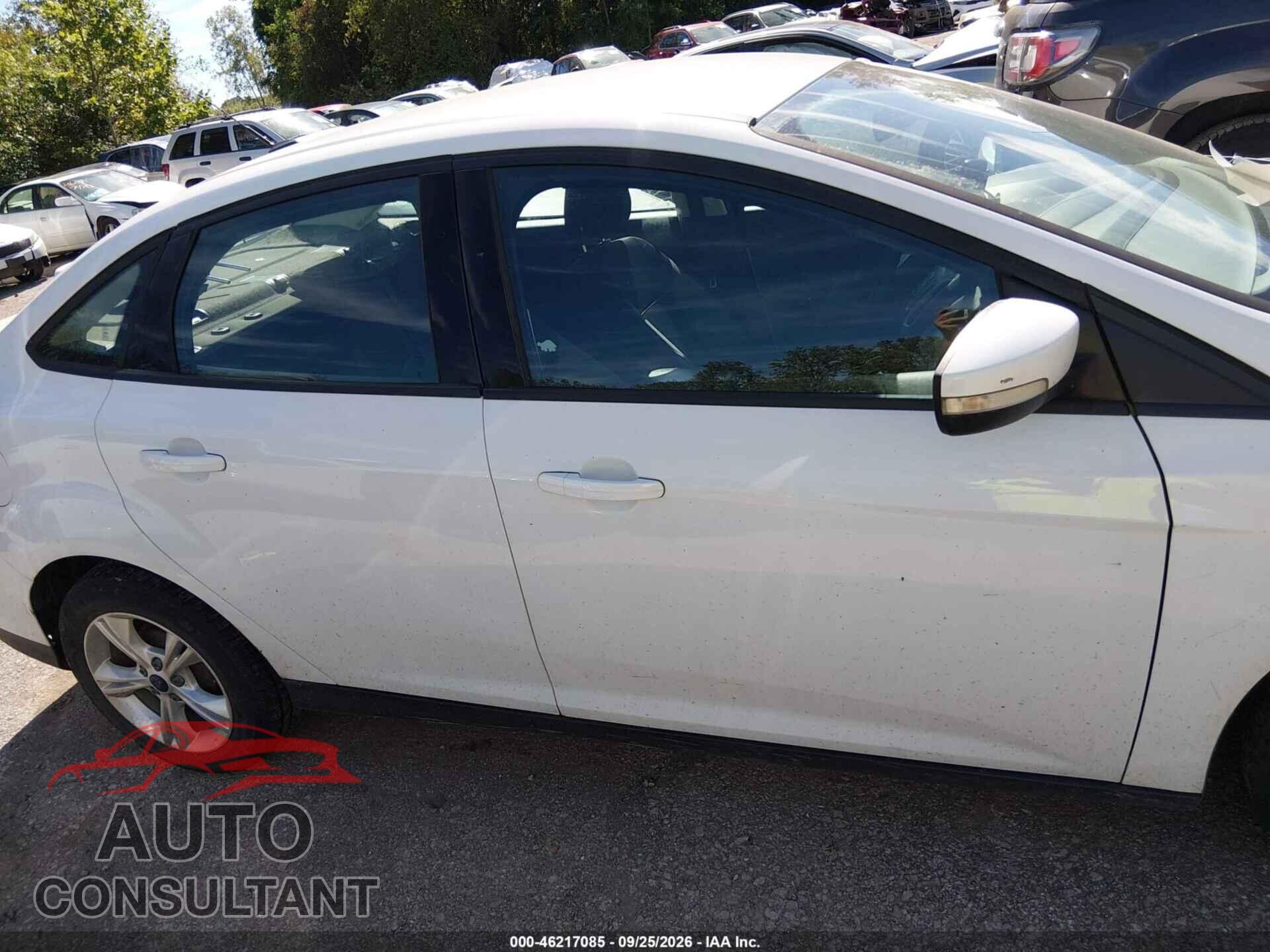 FORD FOCUS 2014 - 1FADP3F22EL275422