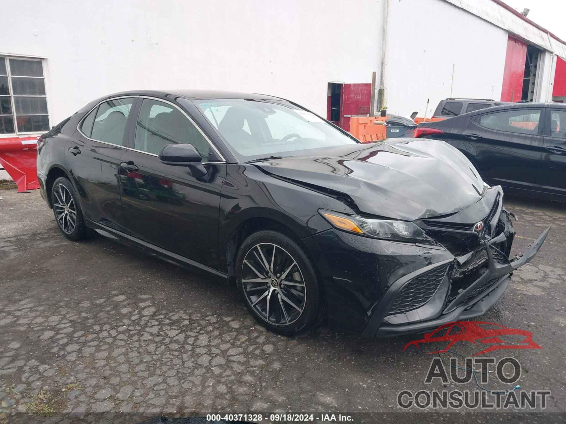 TOYOTA CAMRY 2021 - 4T1G11AK8MU604486