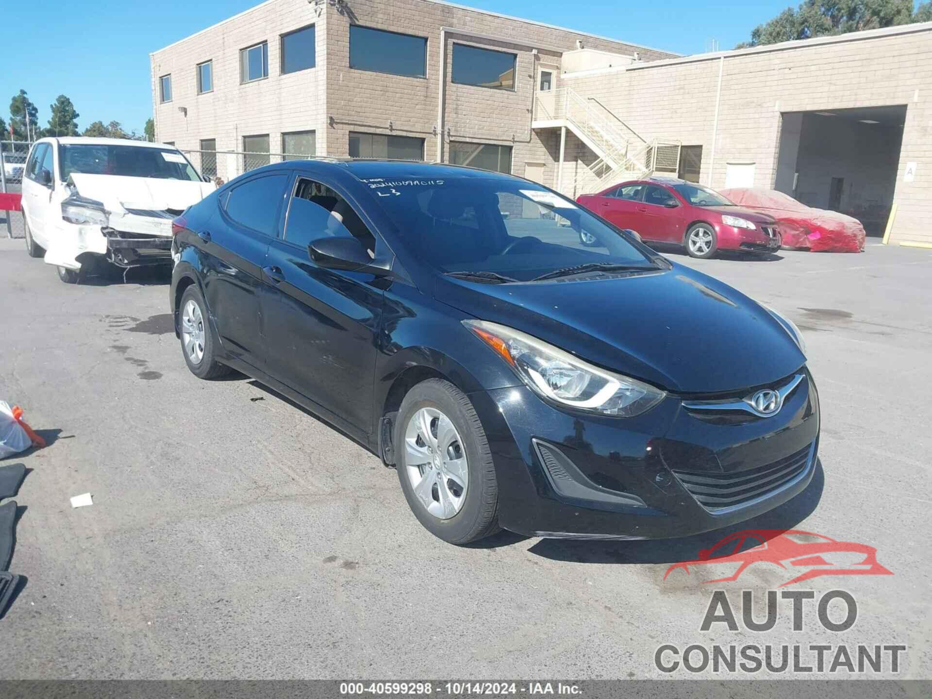 HYUNDAI ELANTRA 2016 - KMHDH4AE8GU581712
