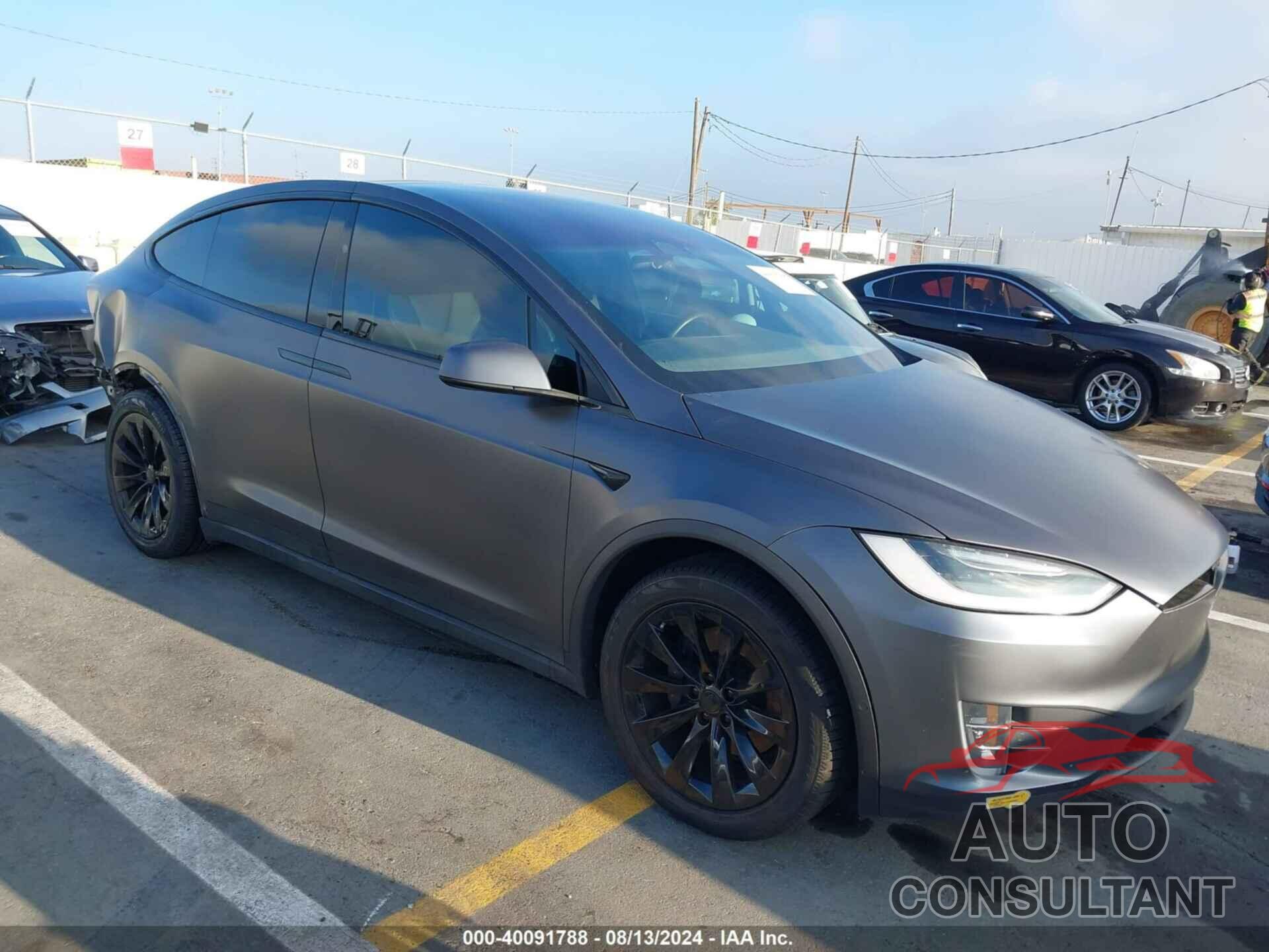 TESLA MODEL X 2021 - 5YJXCBE22MF323243