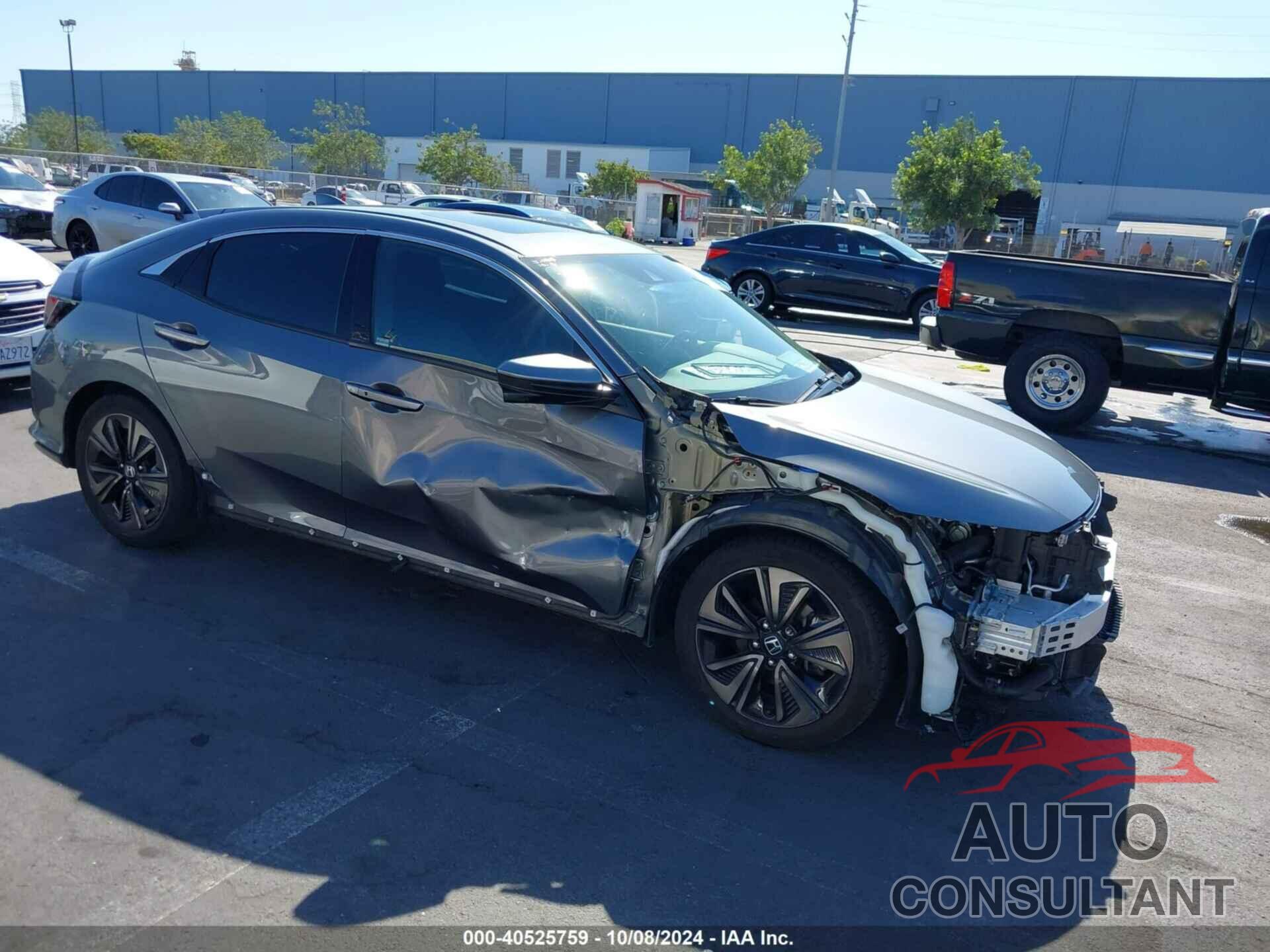 HONDA CIVIC 2019 - SHHFK7H69KU403645