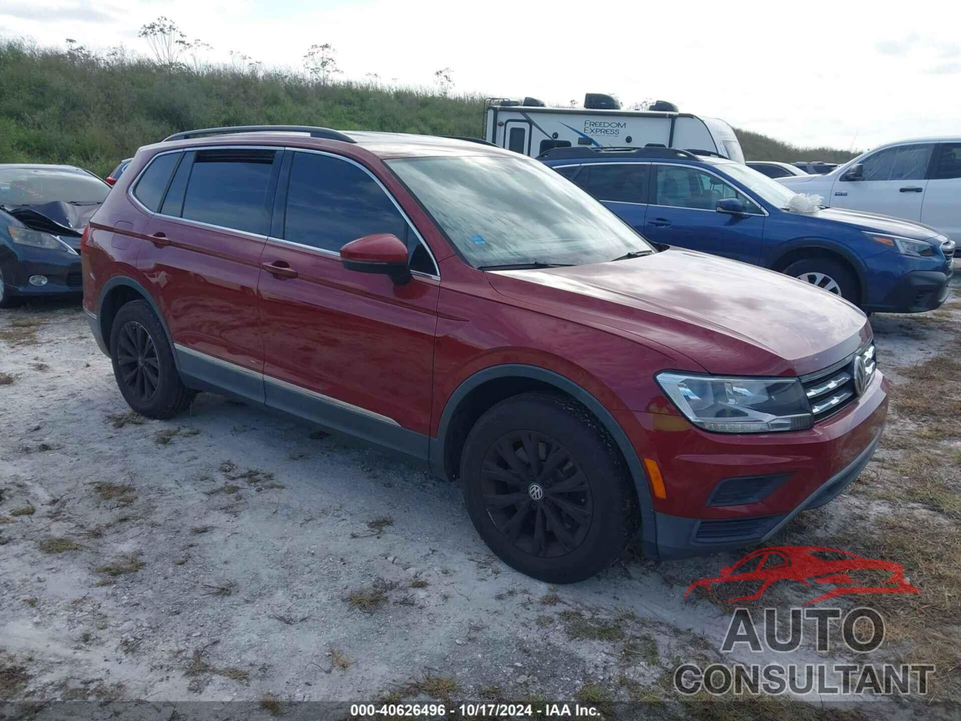 VOLKSWAGEN TIGUAN 2018 - 3VV3B7AXXJM215817