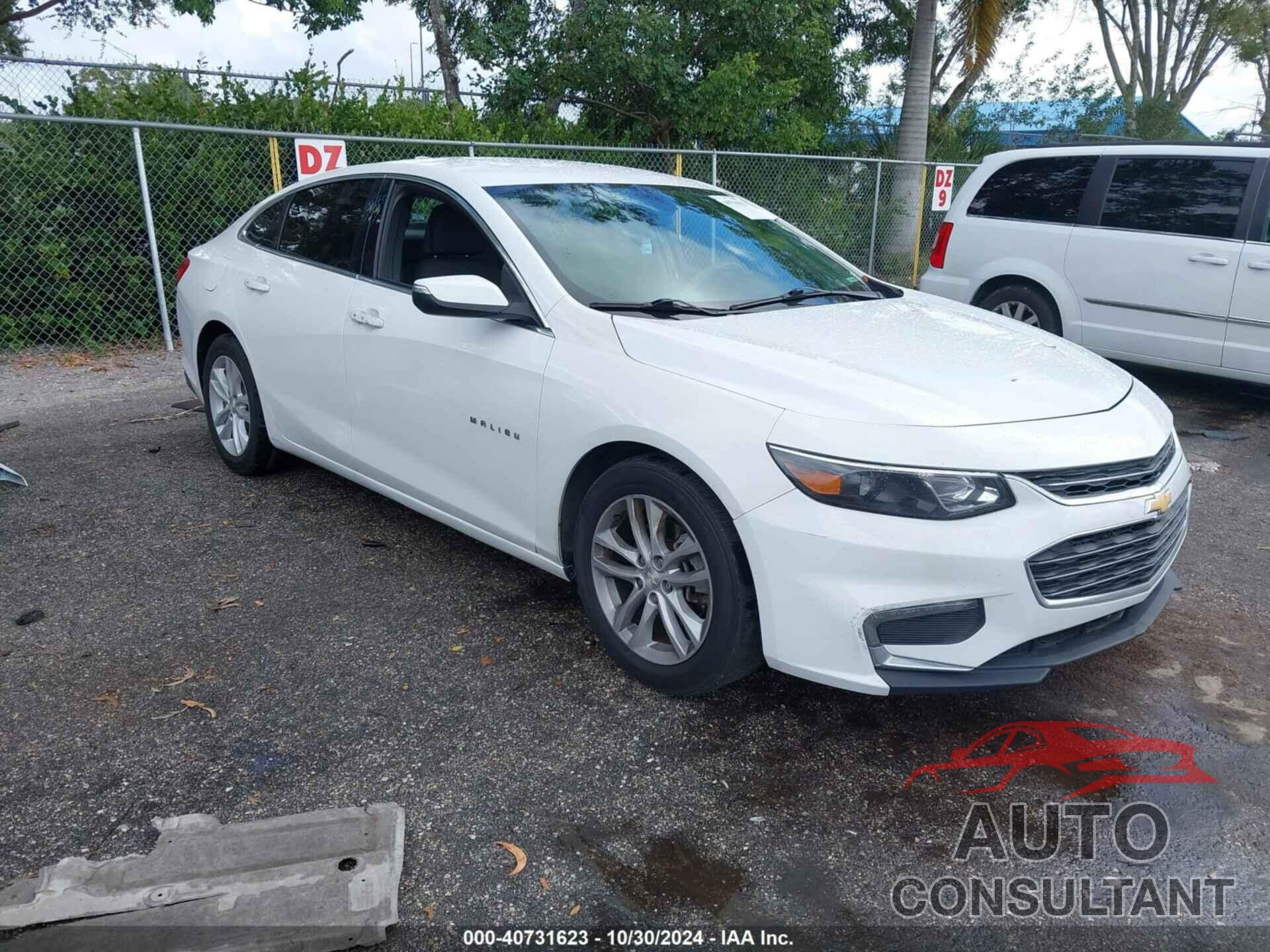 CHEVROLET MALIBU 2018 - 1G1ZD5ST8JF248908