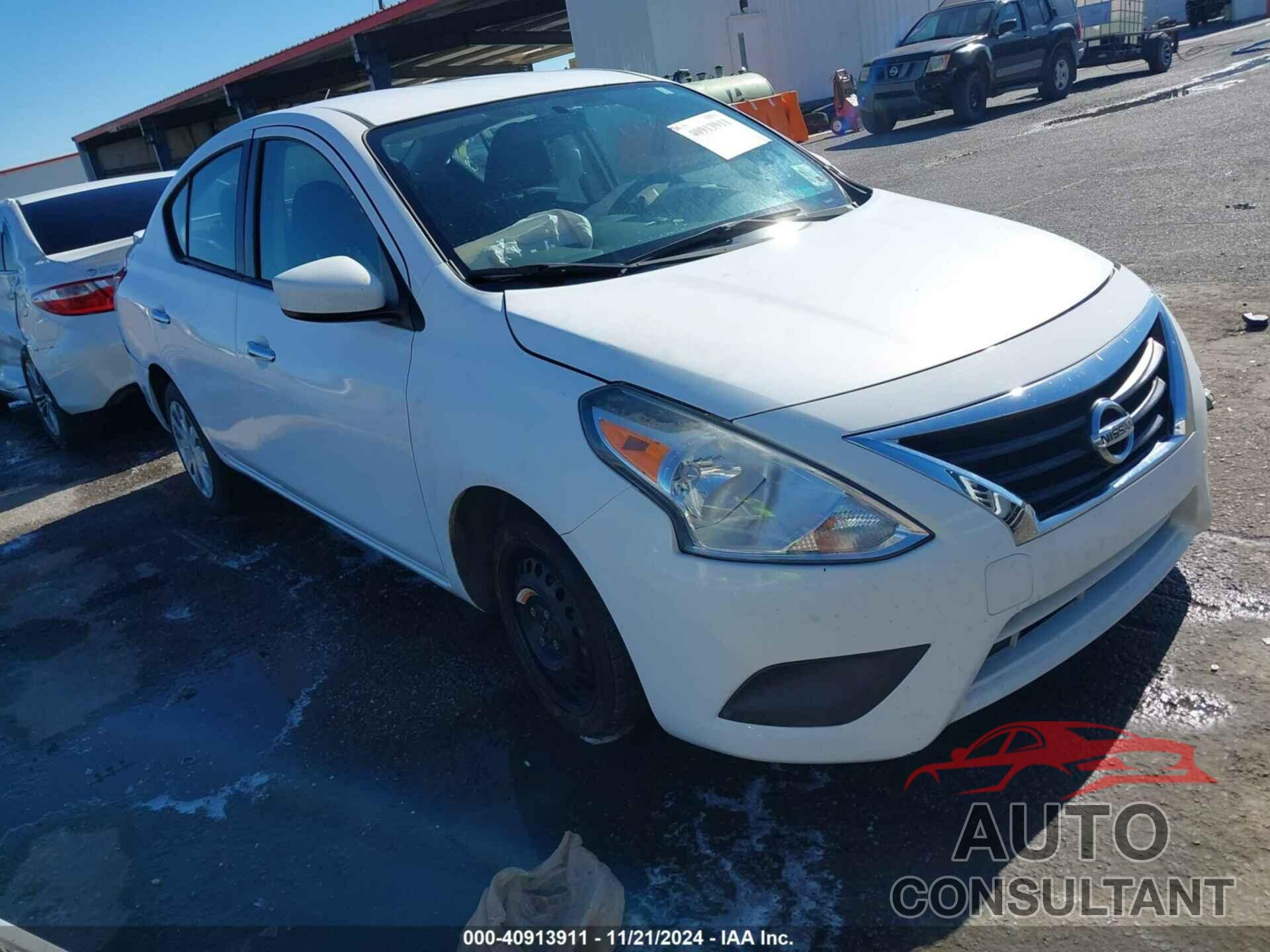 NISSAN VERSA 2015 - 3N1CN7AP4FL880461