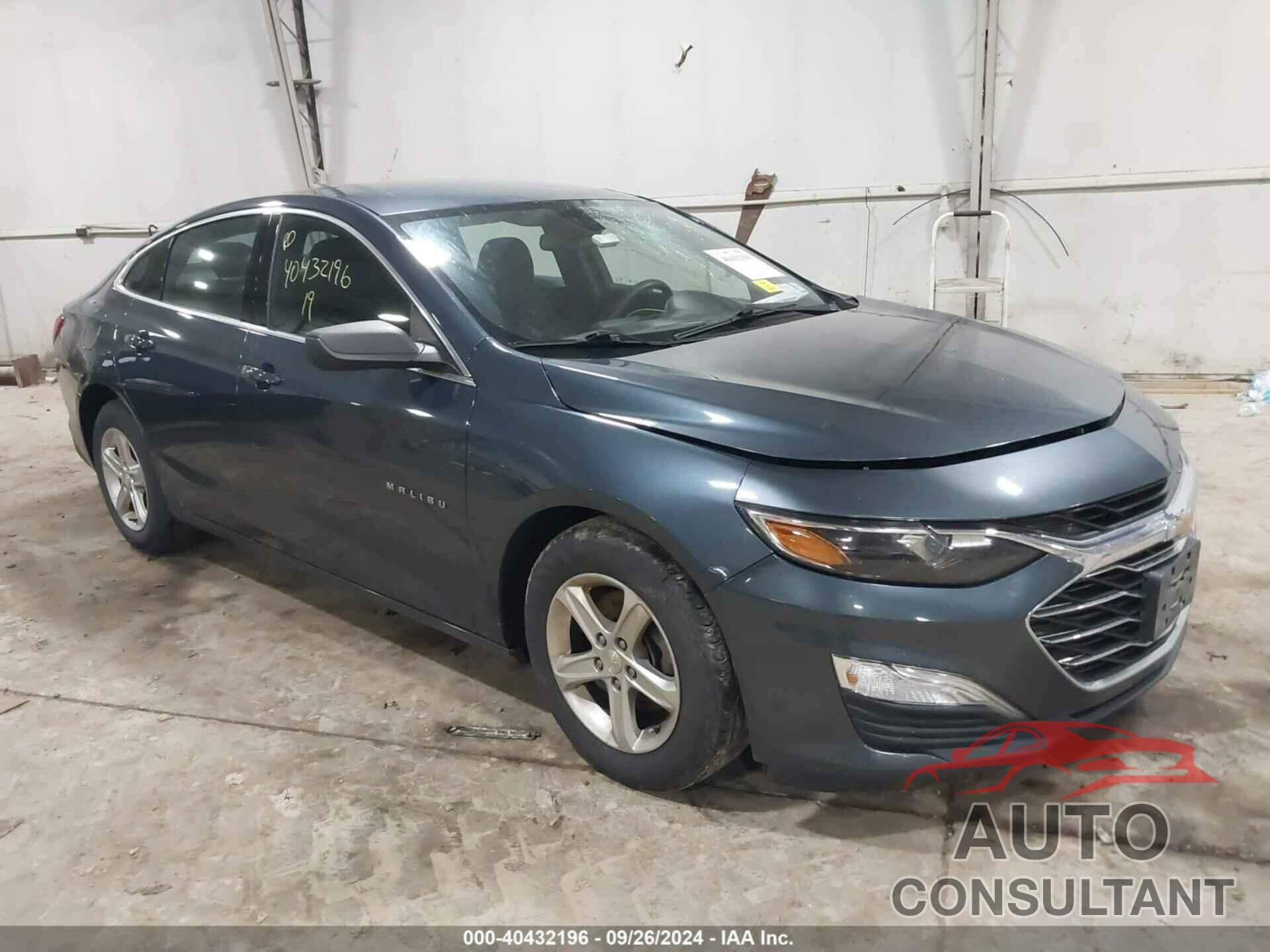 CHEVROLET MALIBU 2019 - 1G1ZC5ST8KF181215
