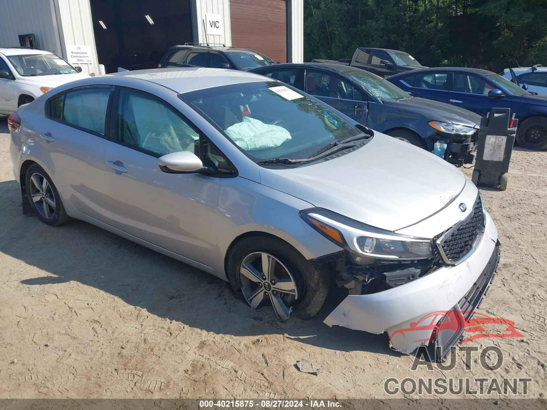 KIA FORTE 2018 - 3KPFL4A71JE196110