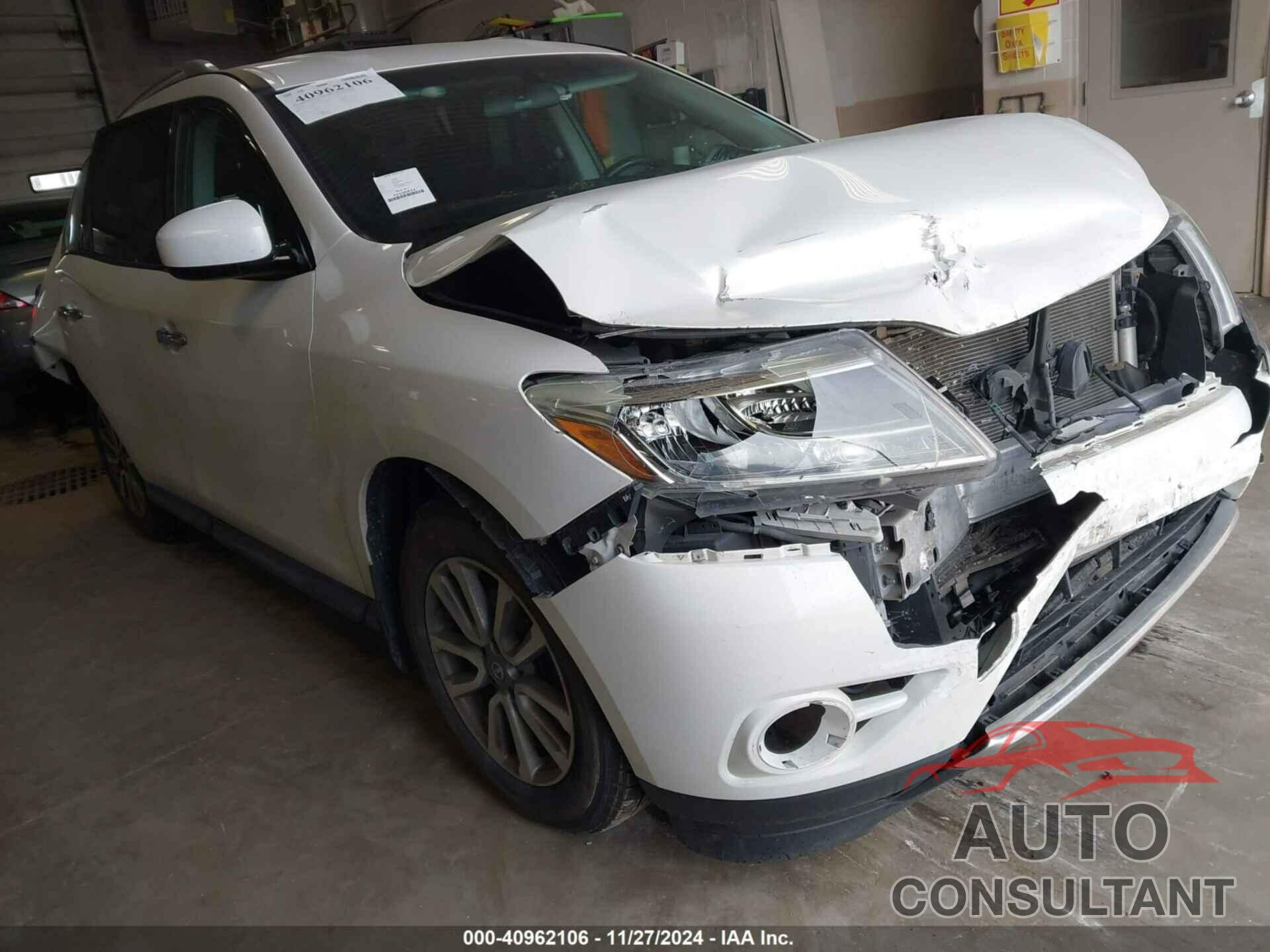 NISSAN PATHFINDER 2013 - 5N1AR2MM8DC630674