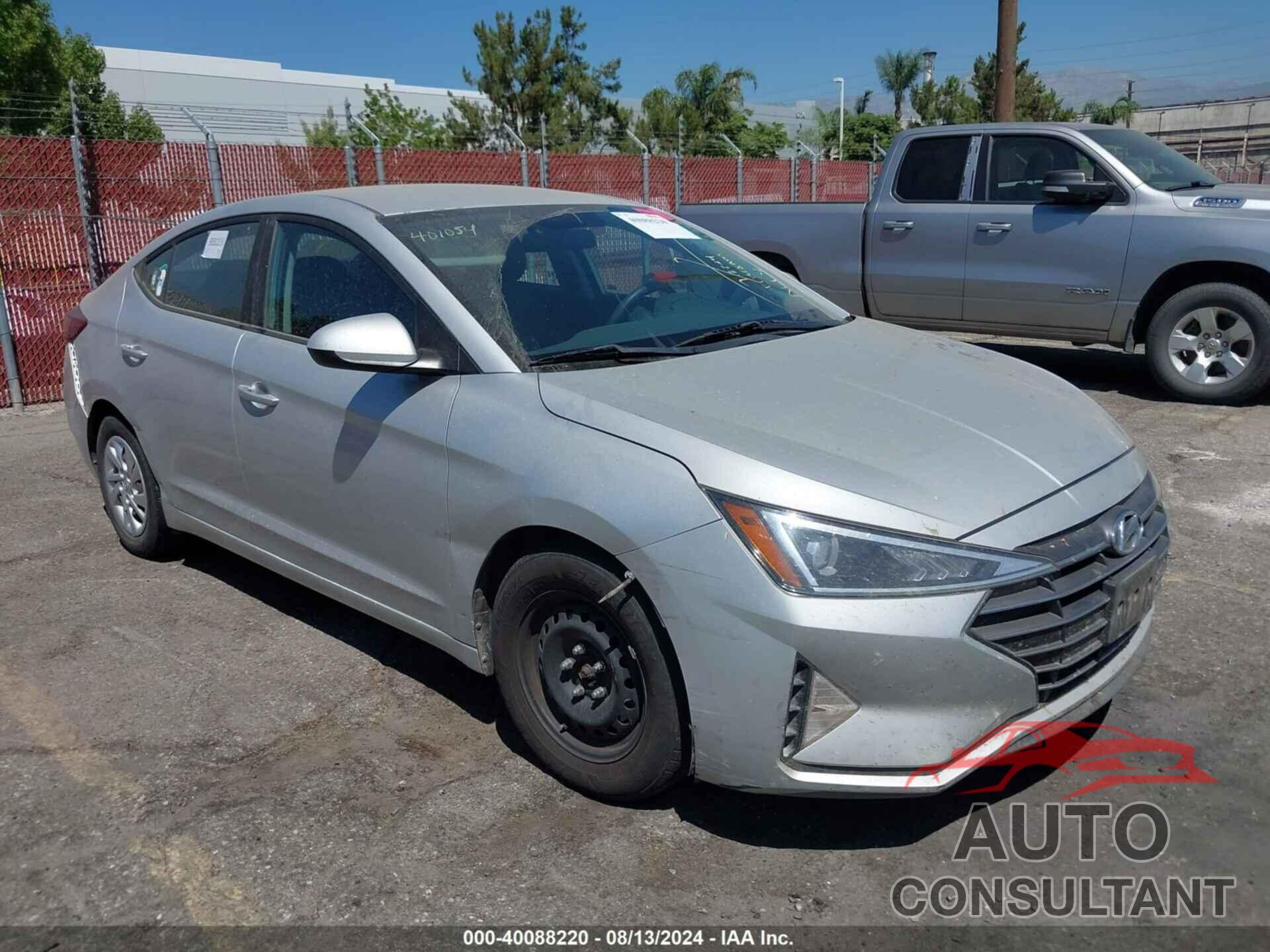 HYUNDAI ELANTRA 2019 - 5NPD74LF7KH401054