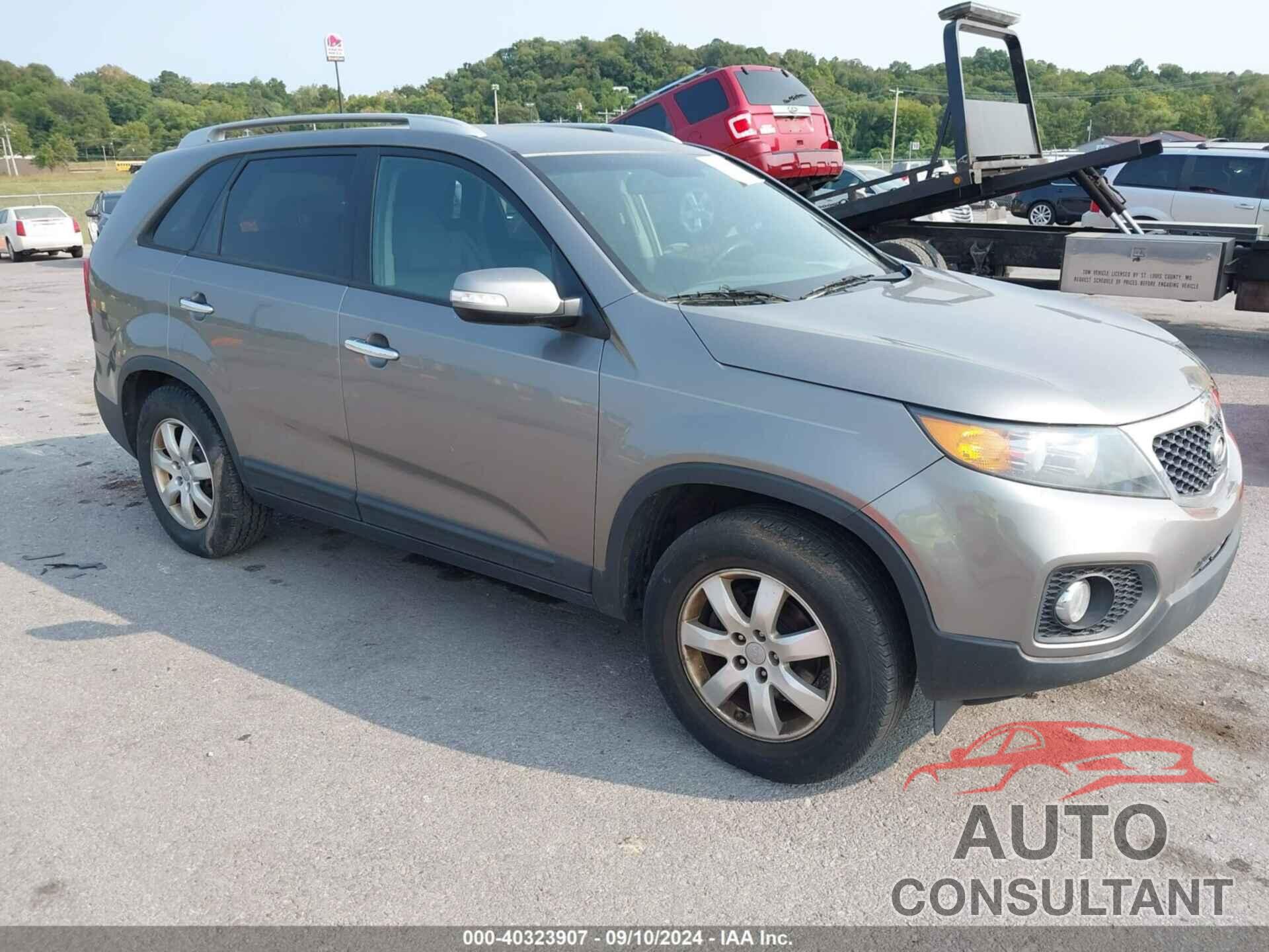 KIA SORENTO 2013 - 5XYKT3A61DG384133