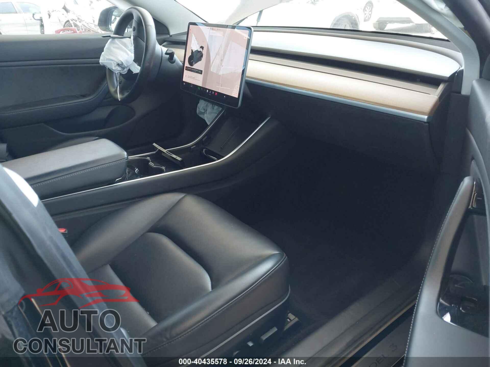 TESLA MODEL 3 2019 - 5YJ3E1EA3KF441471