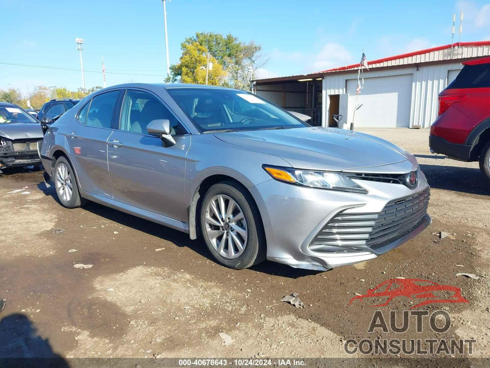TOYOTA CAMRY 2023 - 4T1C11AK7PU775877