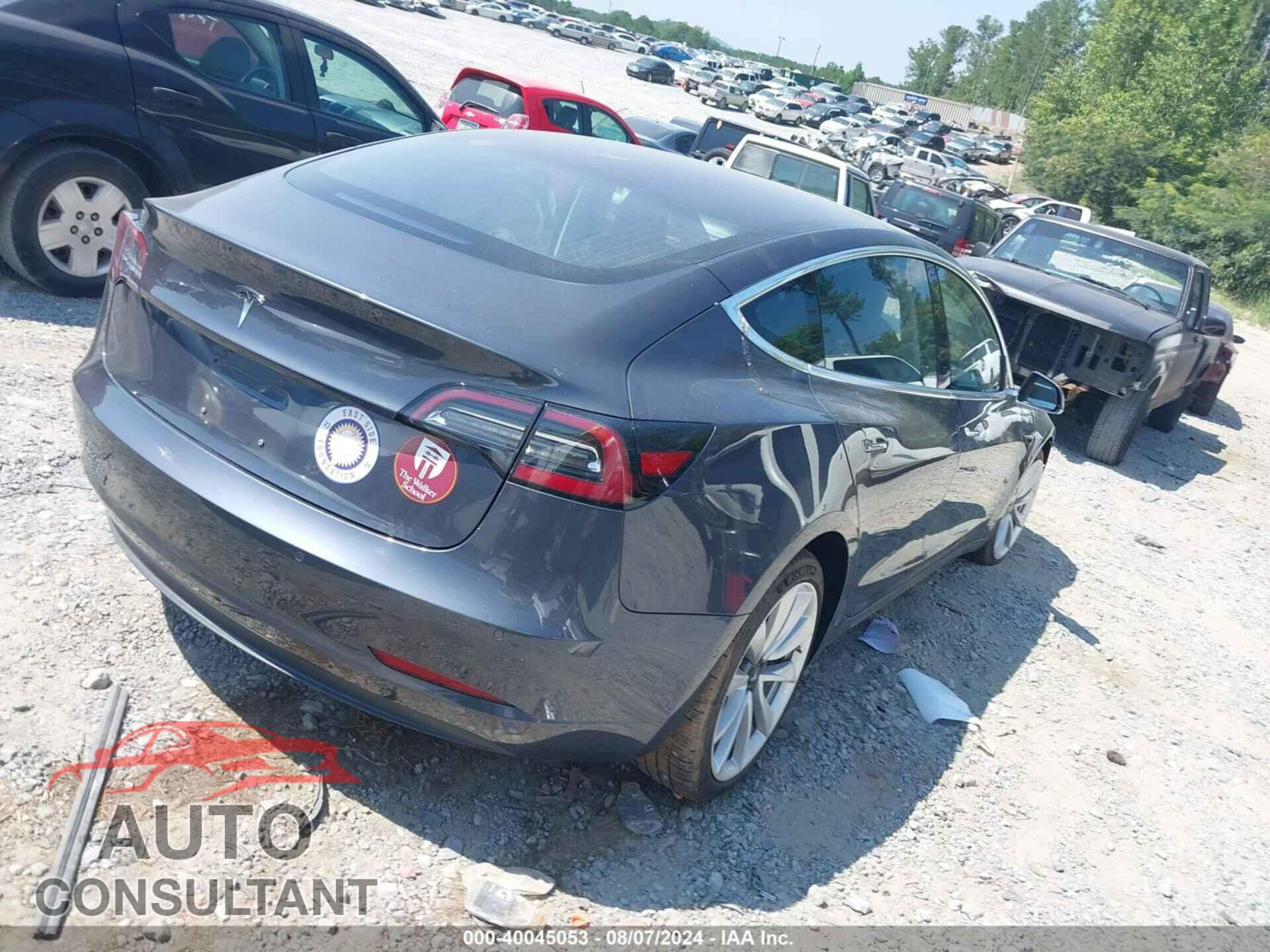 TESLA MODEL 3 2018 - 5YJ3E1EA3JF024057