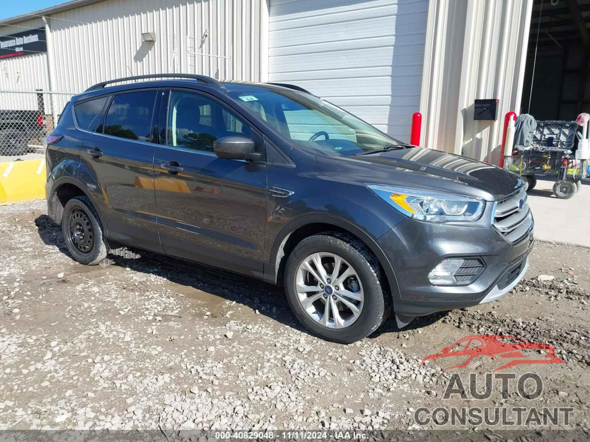 FORD ESCAPE 2018 - 1FMCU0HD3JUD13817