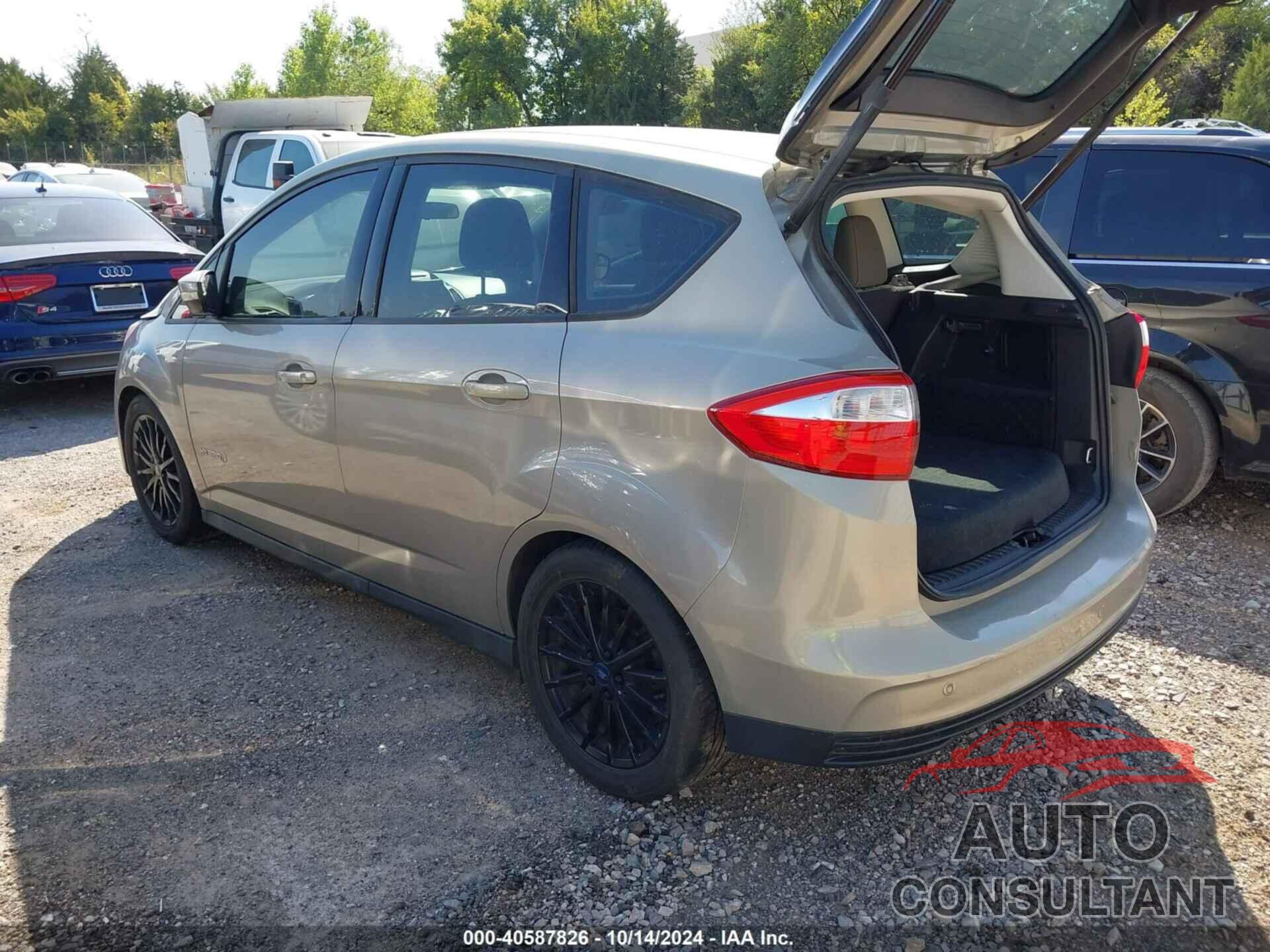 FORD C-MAX HYBRID 2015 - 1FADP5AU0FL101984