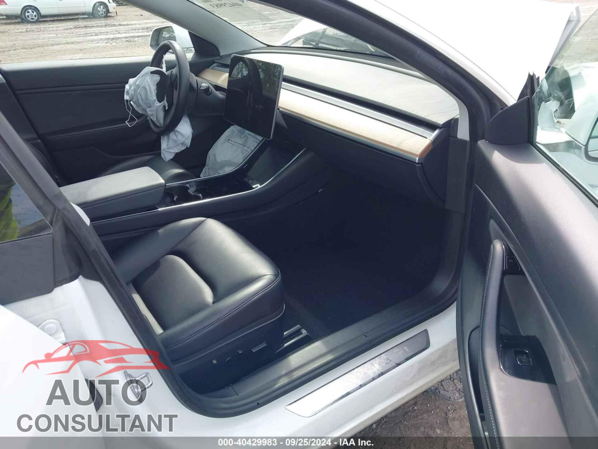 TESLA MODEL 3 2020 - 5YJ3E1EB2LF744400