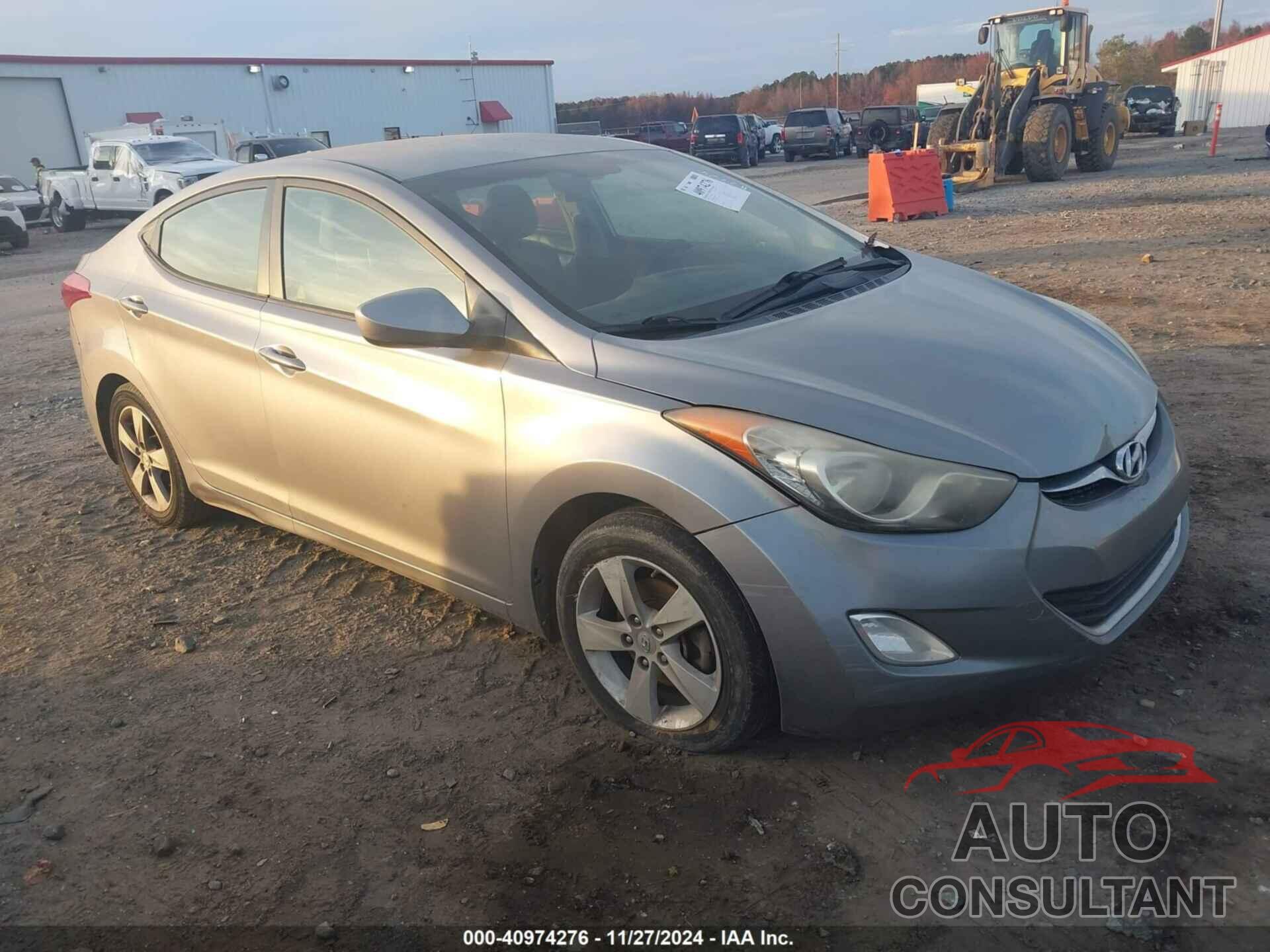 HYUNDAI ELANTRA 2013 - KMHDH4AE0DU802361