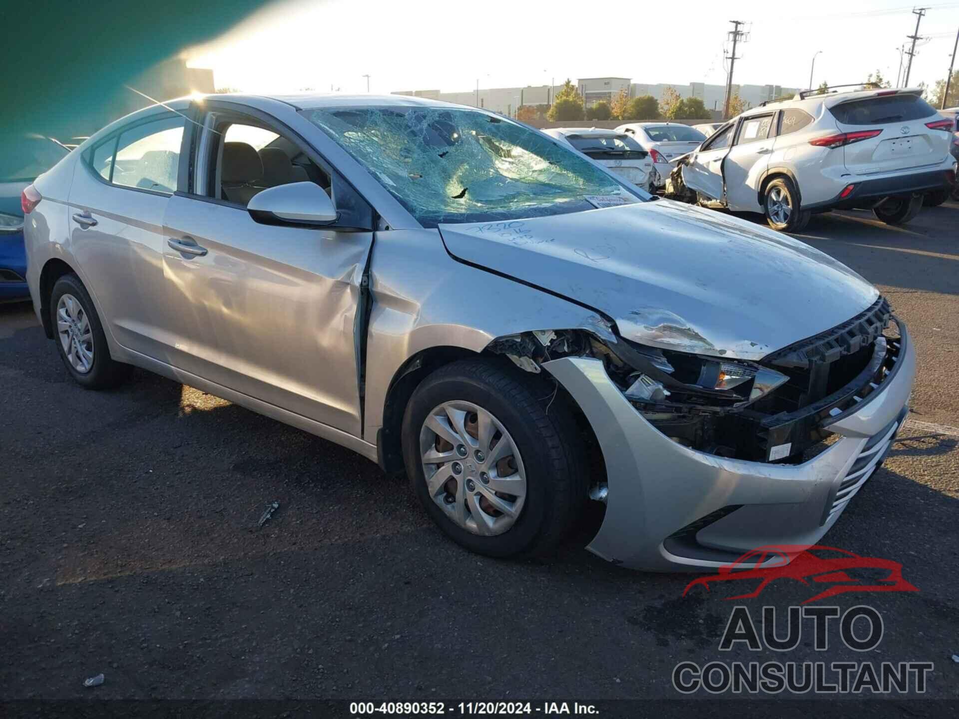 HYUNDAI ELANTRA 2018 - 5NPD74LF0JH225561