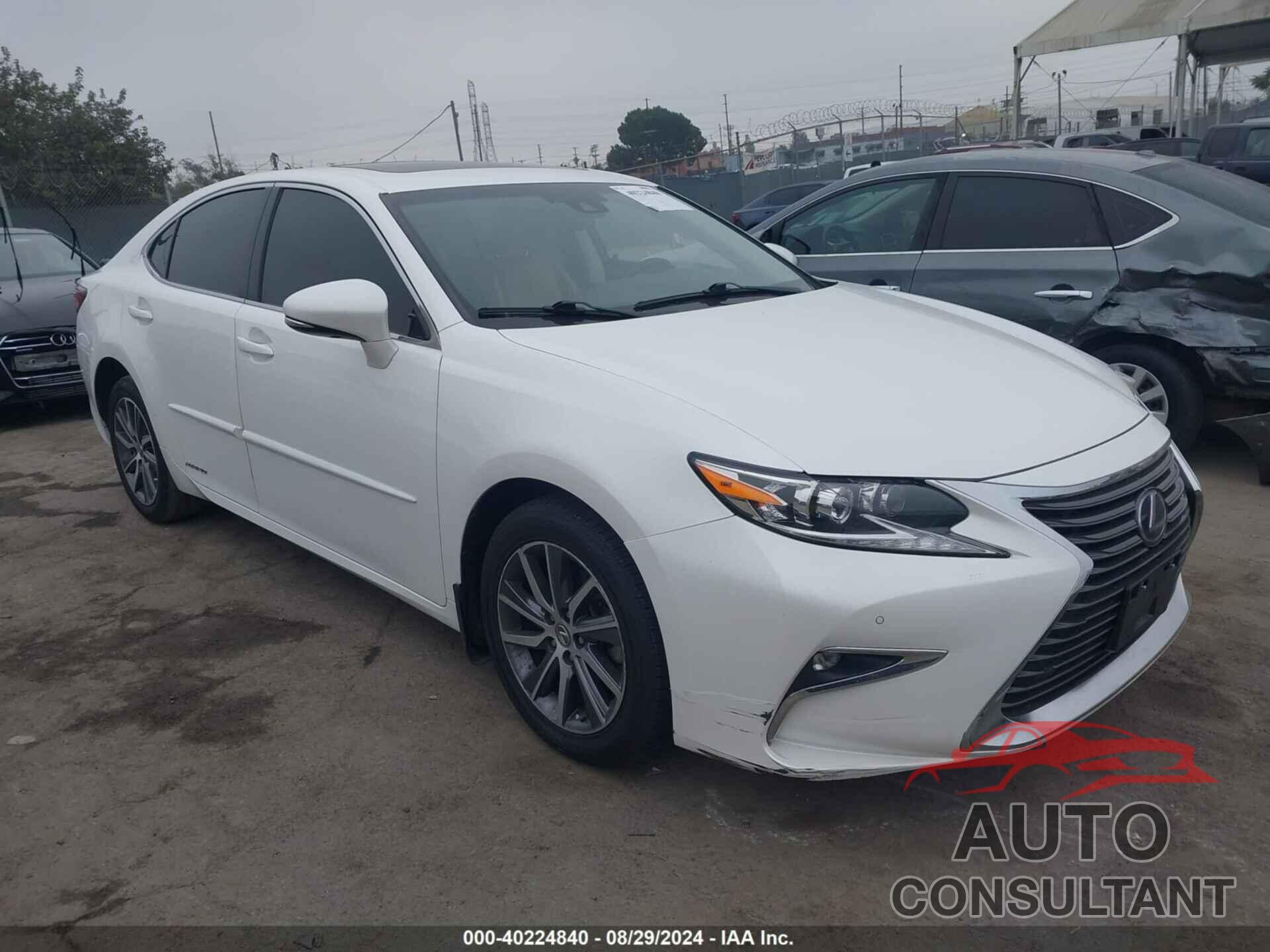 LEXUS ES 300H 2018 - JTHBW1GG4J2194018
