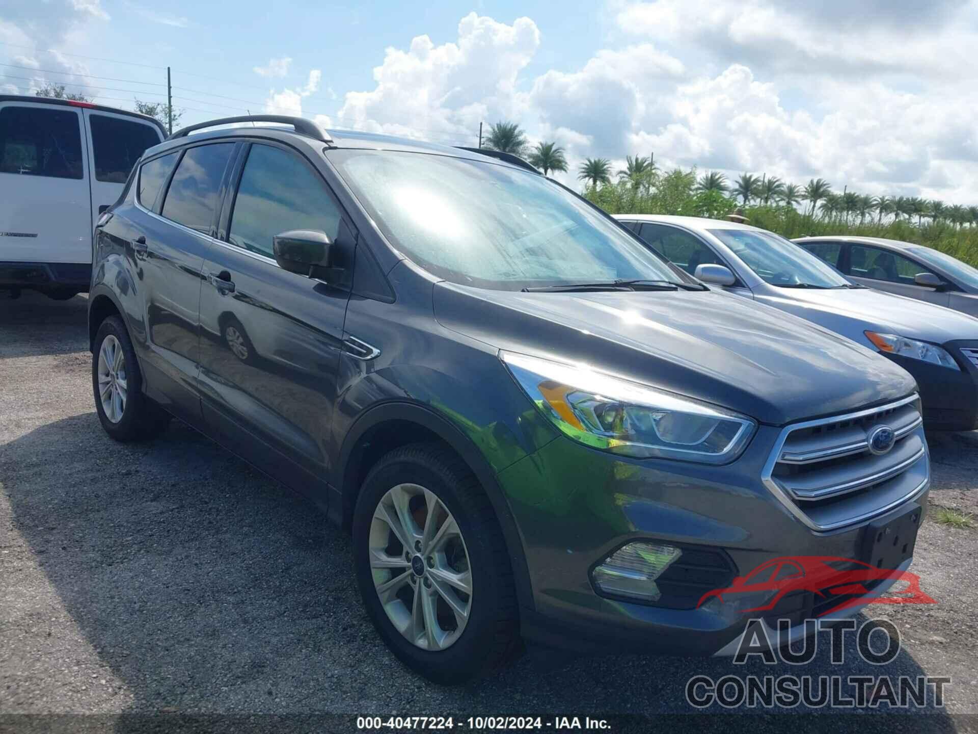 FORD ESCAPE 2017 - 1FMCU9G98HUC50662