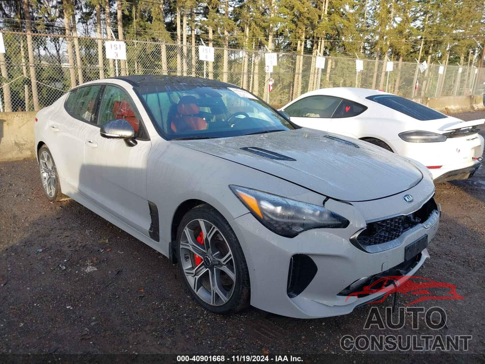 KIA STINGER 2019 - KNAE55LCXK6060102