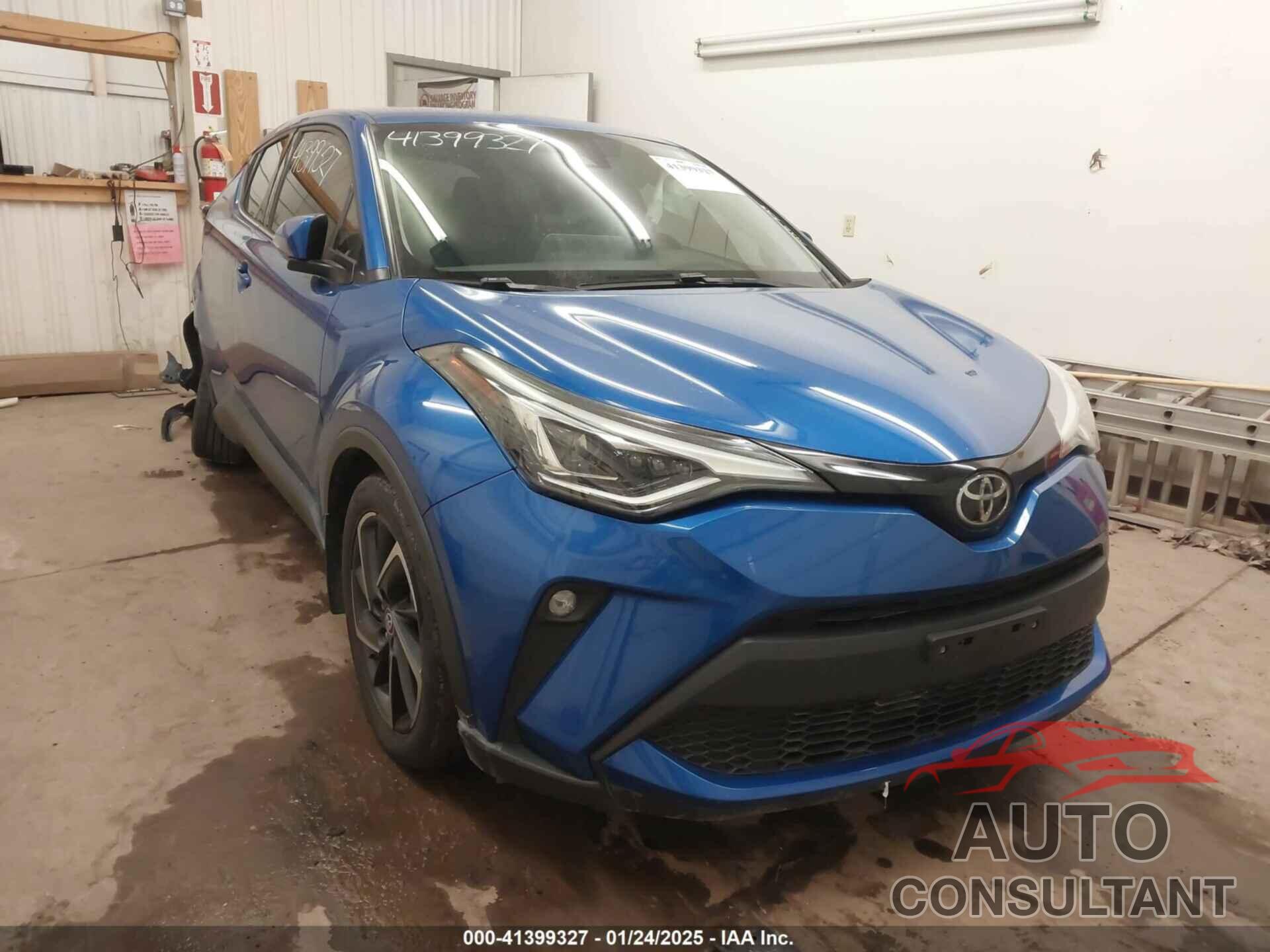 TOYOTA C-HR 2020 - JTNKHMBX4L1066421