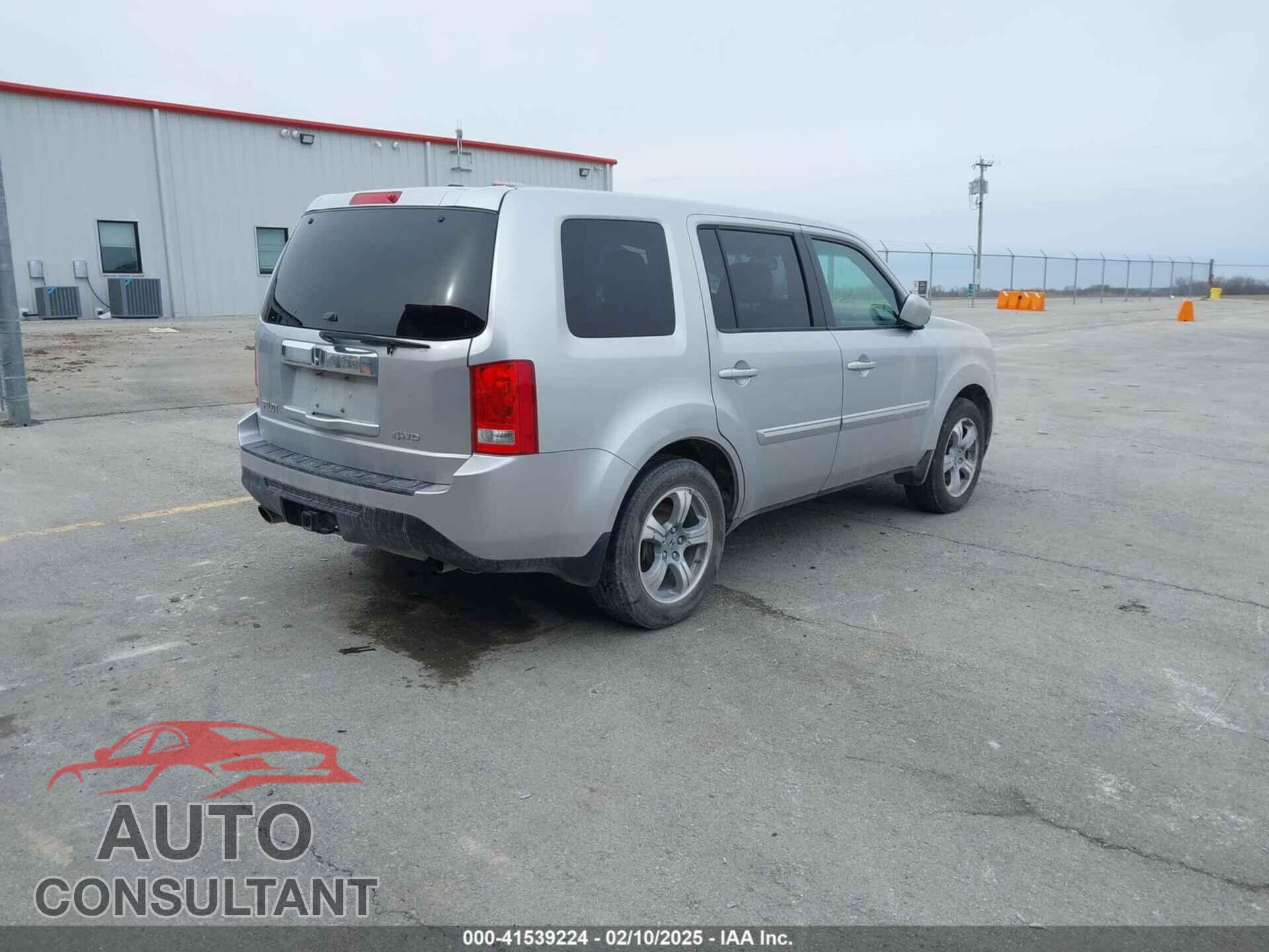 HONDA PILOT 2012 - 5FNYF4H58CB037165