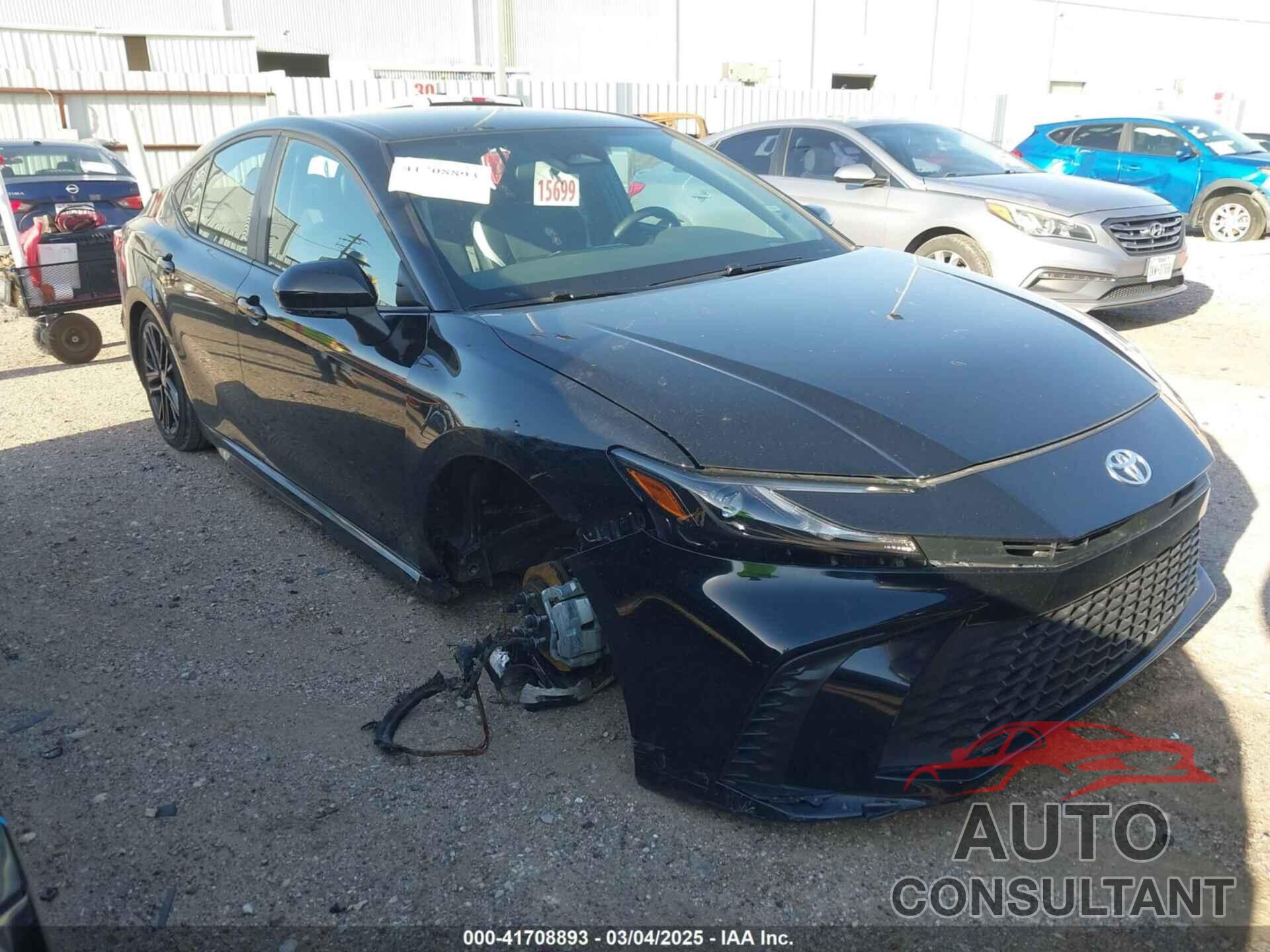TOYOTA CAMRY 2025 - 4T1DAACK2SU528082