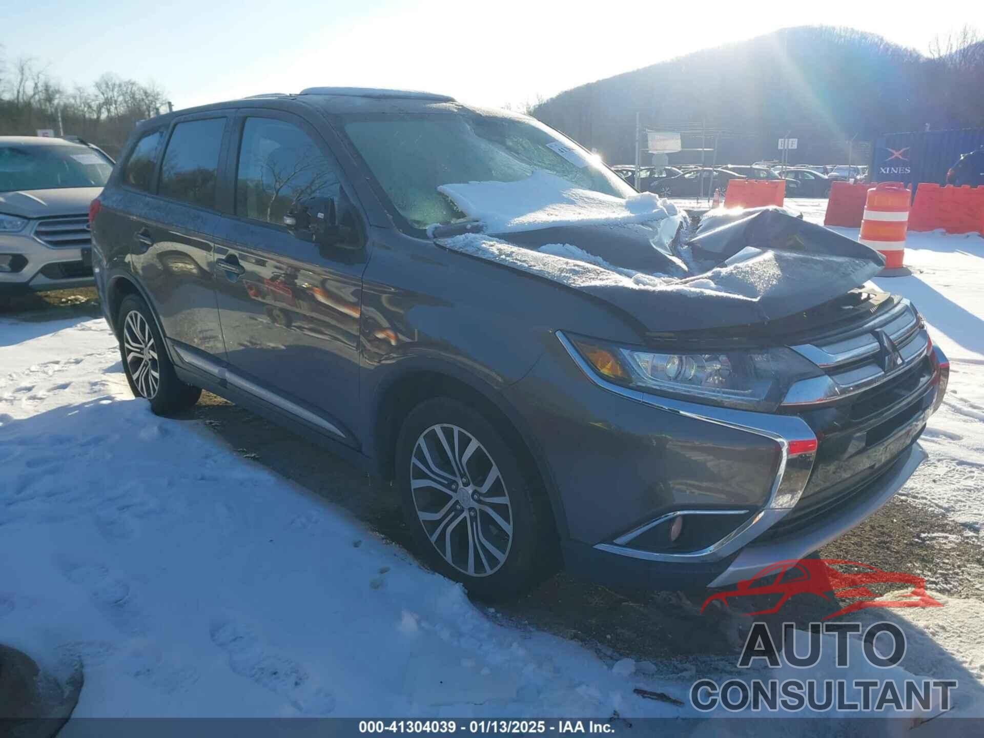 MITSUBISHI OUTLANDER 2017 - JA4AZ3A38HZ019482