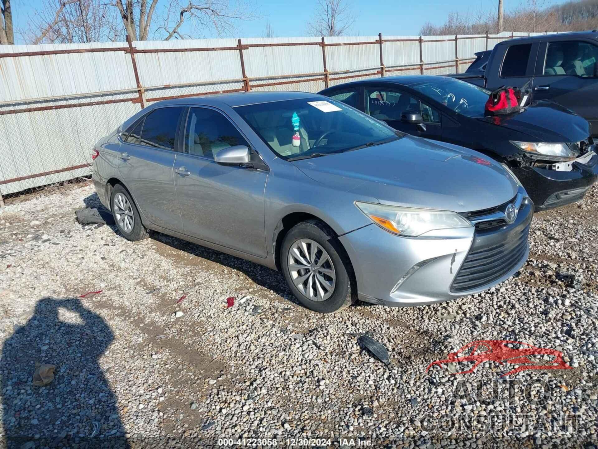 TOYOTA CAMRY 2015 - 4T4BF1FK4FR494159