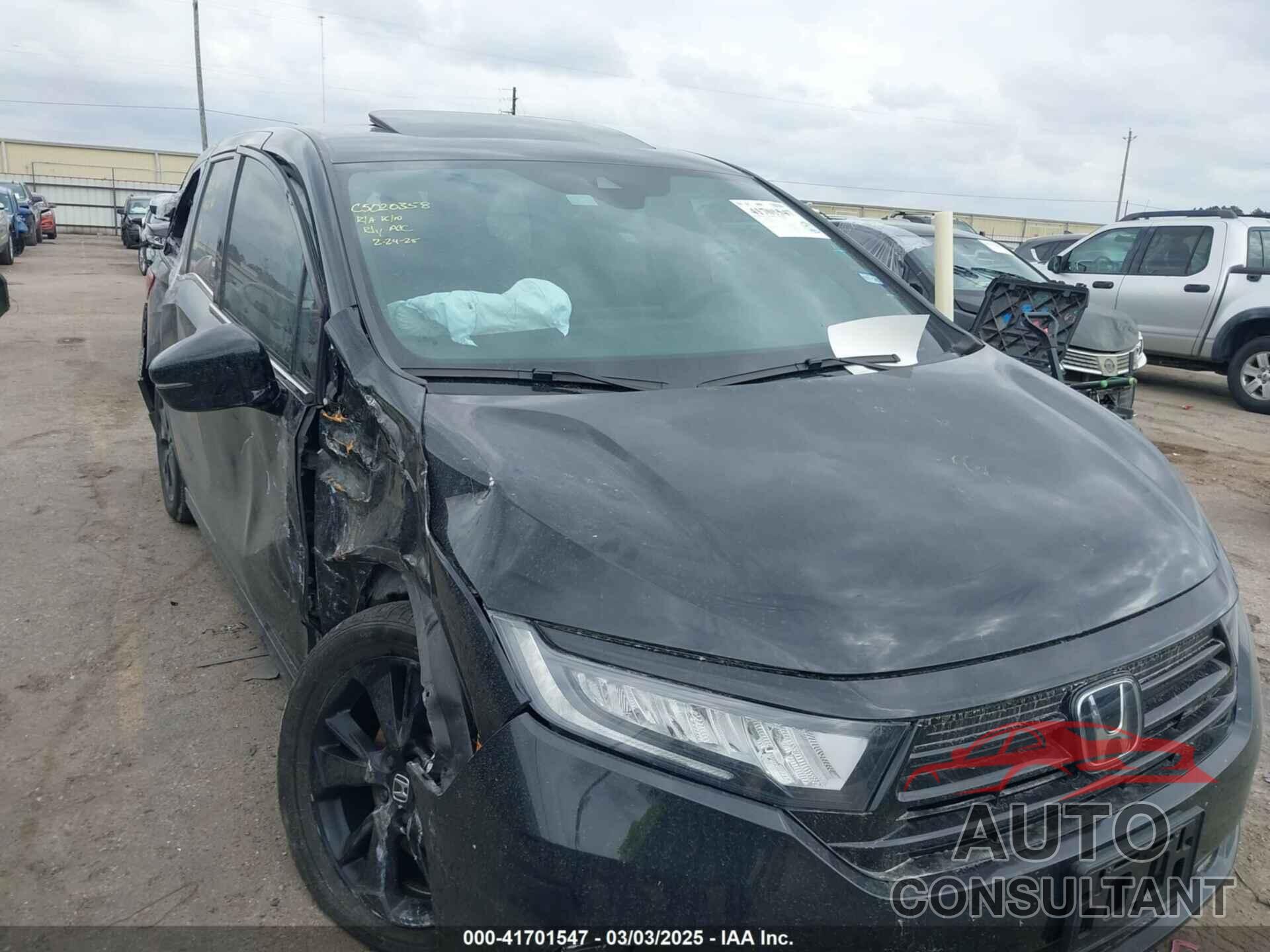 HONDA ODYSSEY 2024 - 5FNRL6H75RB056176
