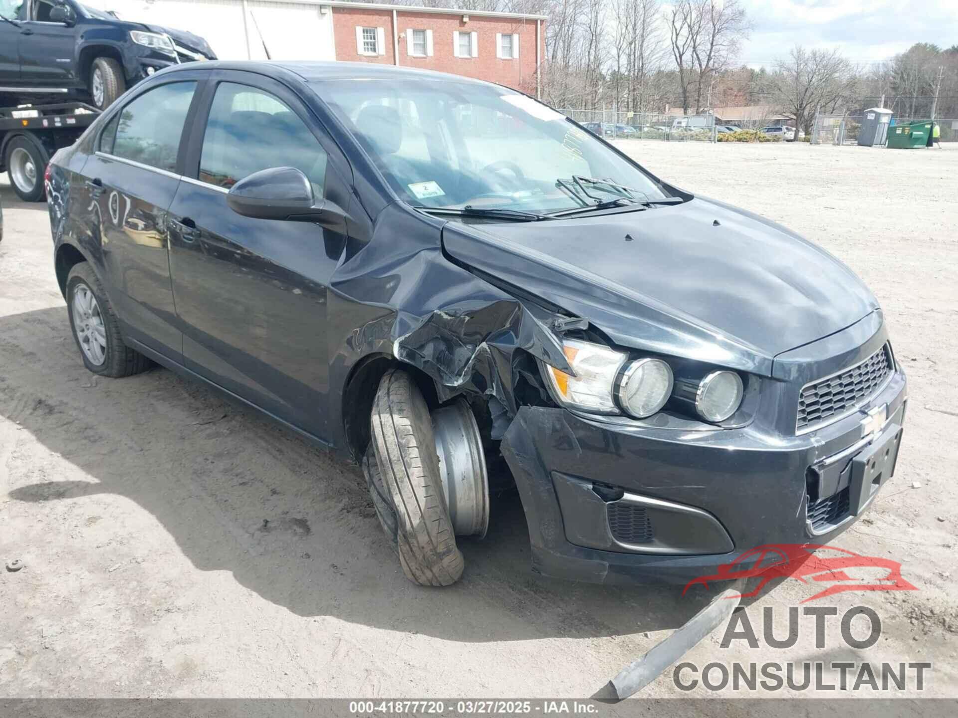 CHEVROLET SONIC 2014 - 1G1JC5SH1E4193215
