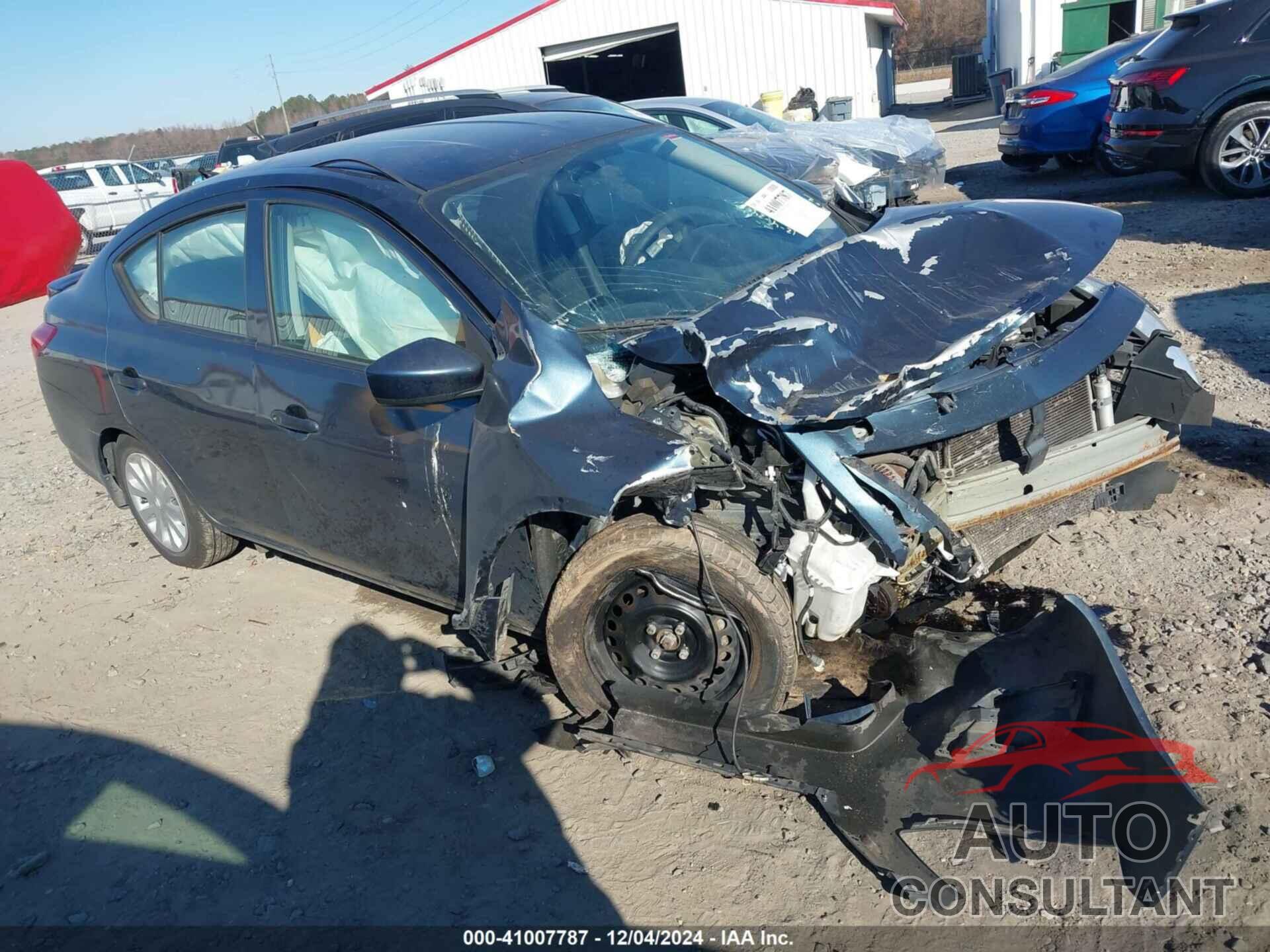 NISSAN VERSA 2017 - 3N1CN7AP4HL856227