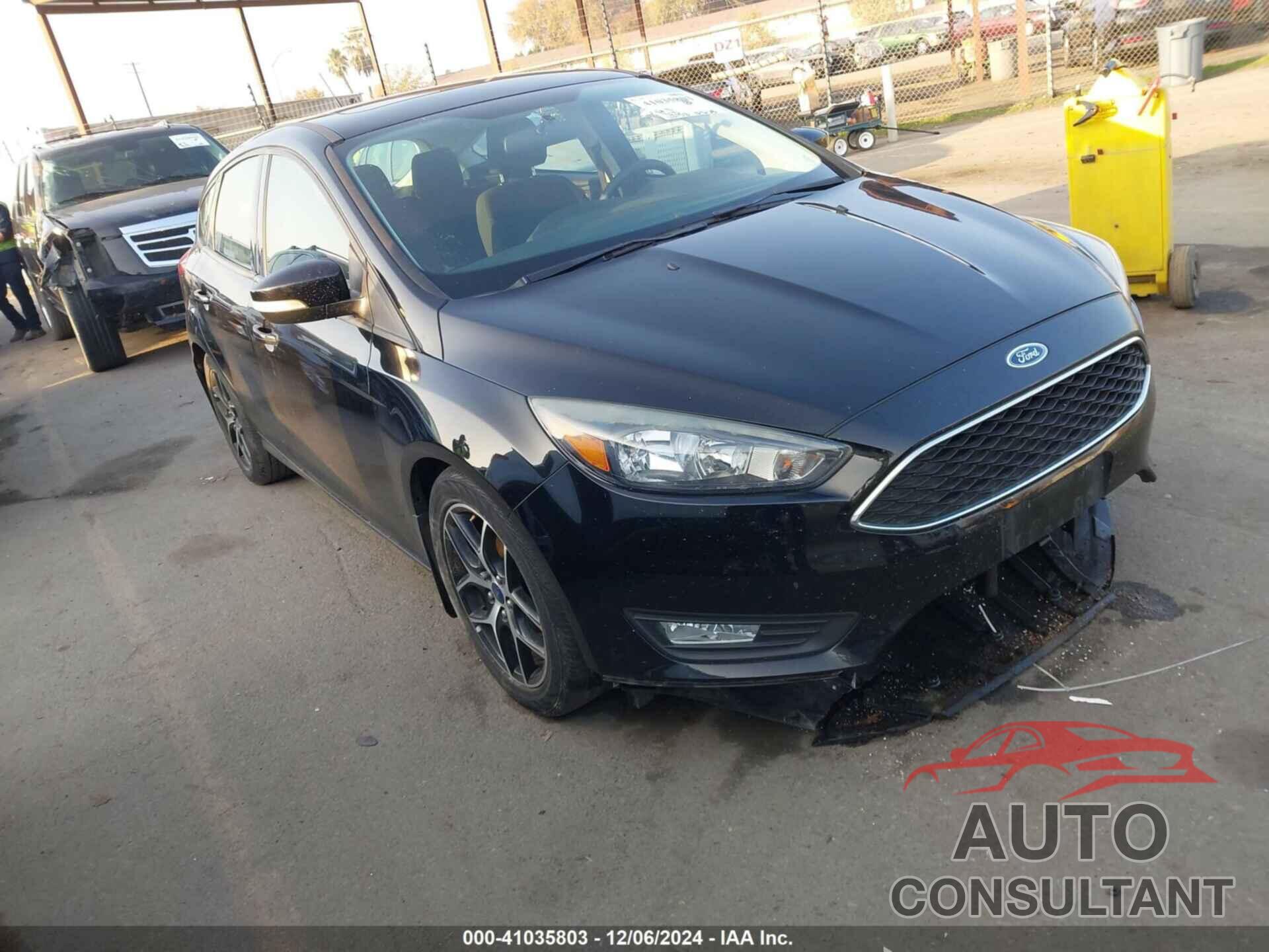 FORD FOCUS 2017 - 1FADP3M28HL299876