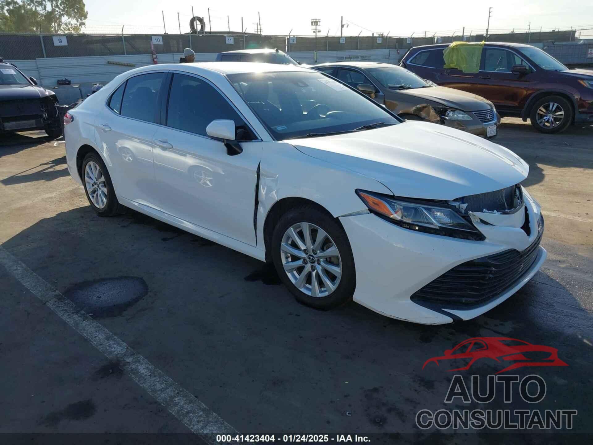 TOYOTA CAMRY 2018 - JTNB11HK6J3006897