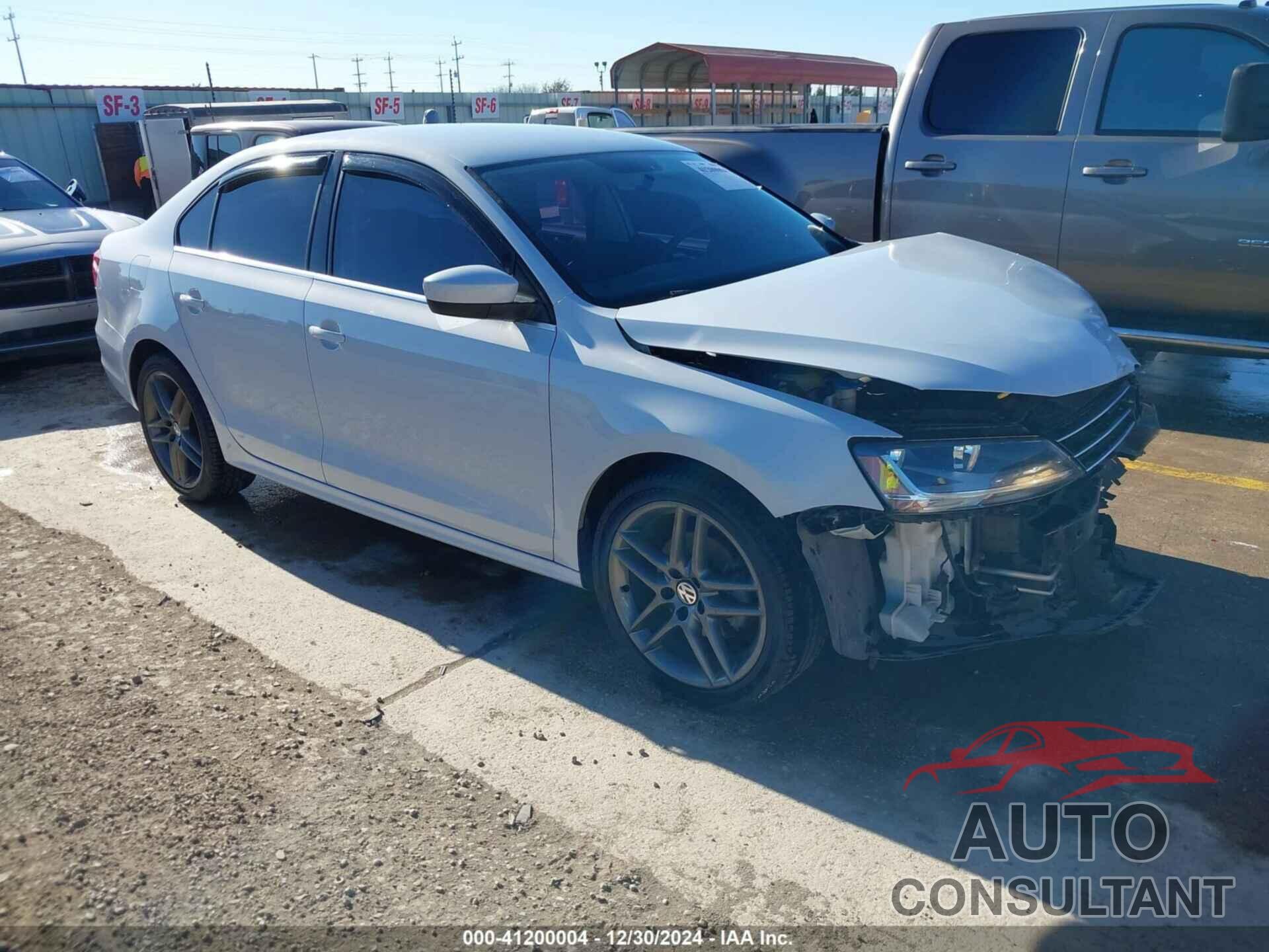 VOLKSWAGEN JETTA 2017 - 3VW167AJ0HM405252