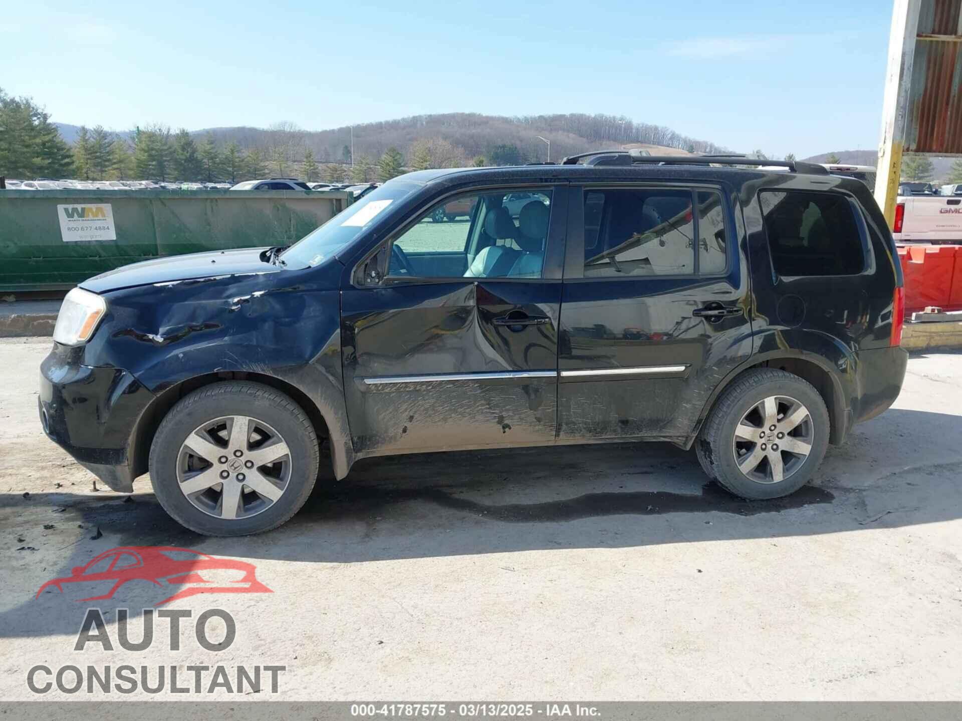 HONDA PILOT 2013 - 5FNYF4H96DB080116