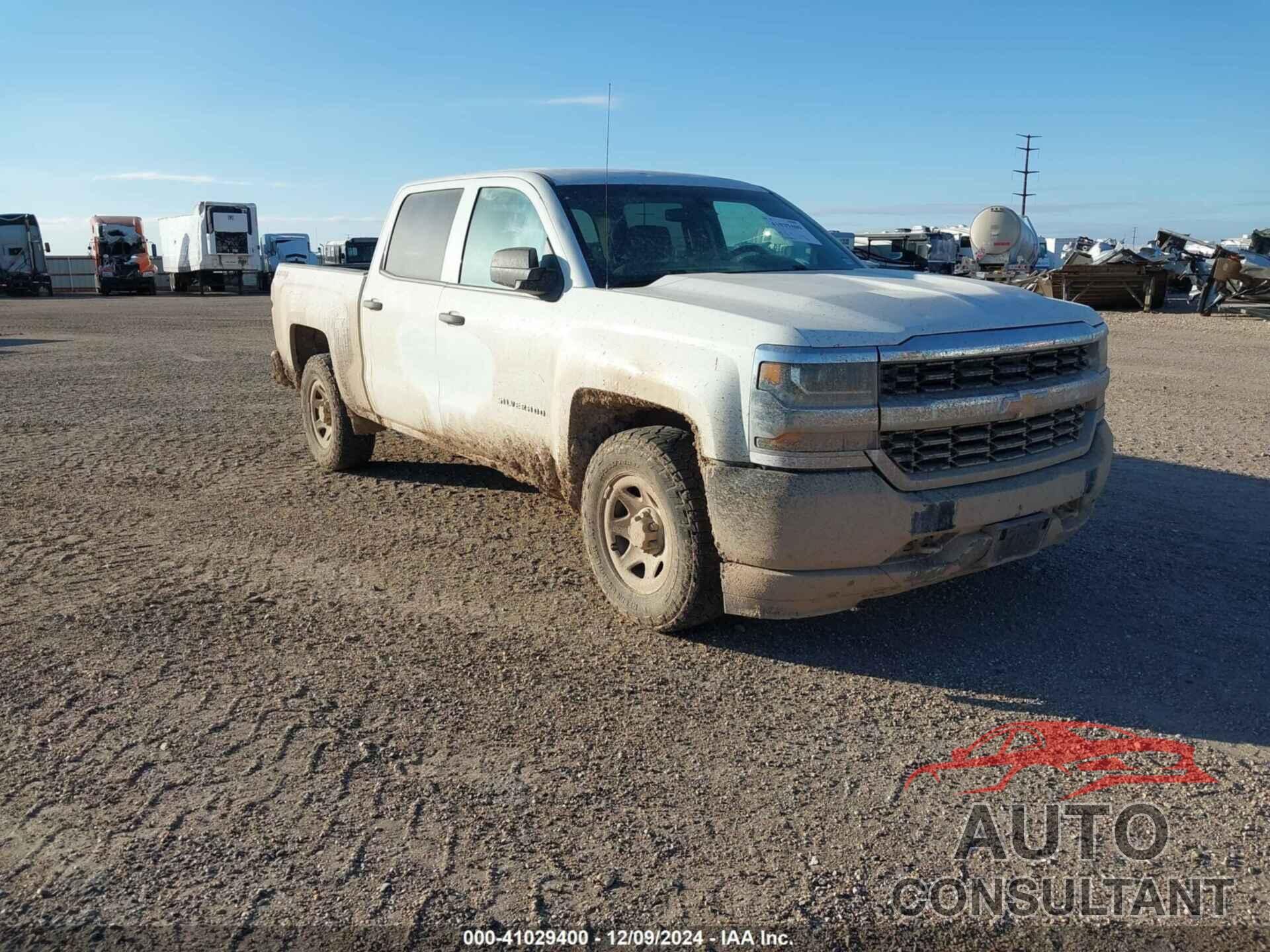 CHEVROLET SILVERADO 1500 2018 - 3GCUKNEC4JG319121