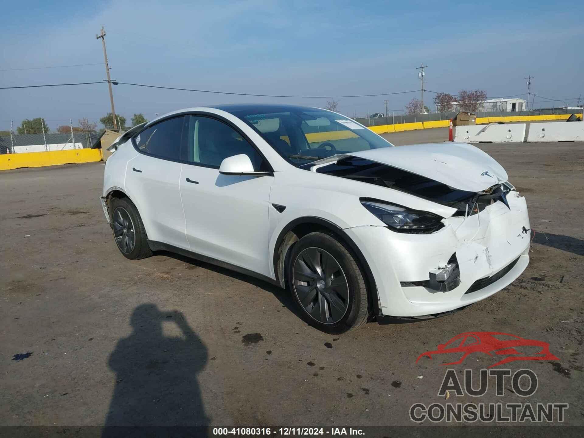 TESLA MODEL Y 2023 - 7SAYGDEE3PF746354