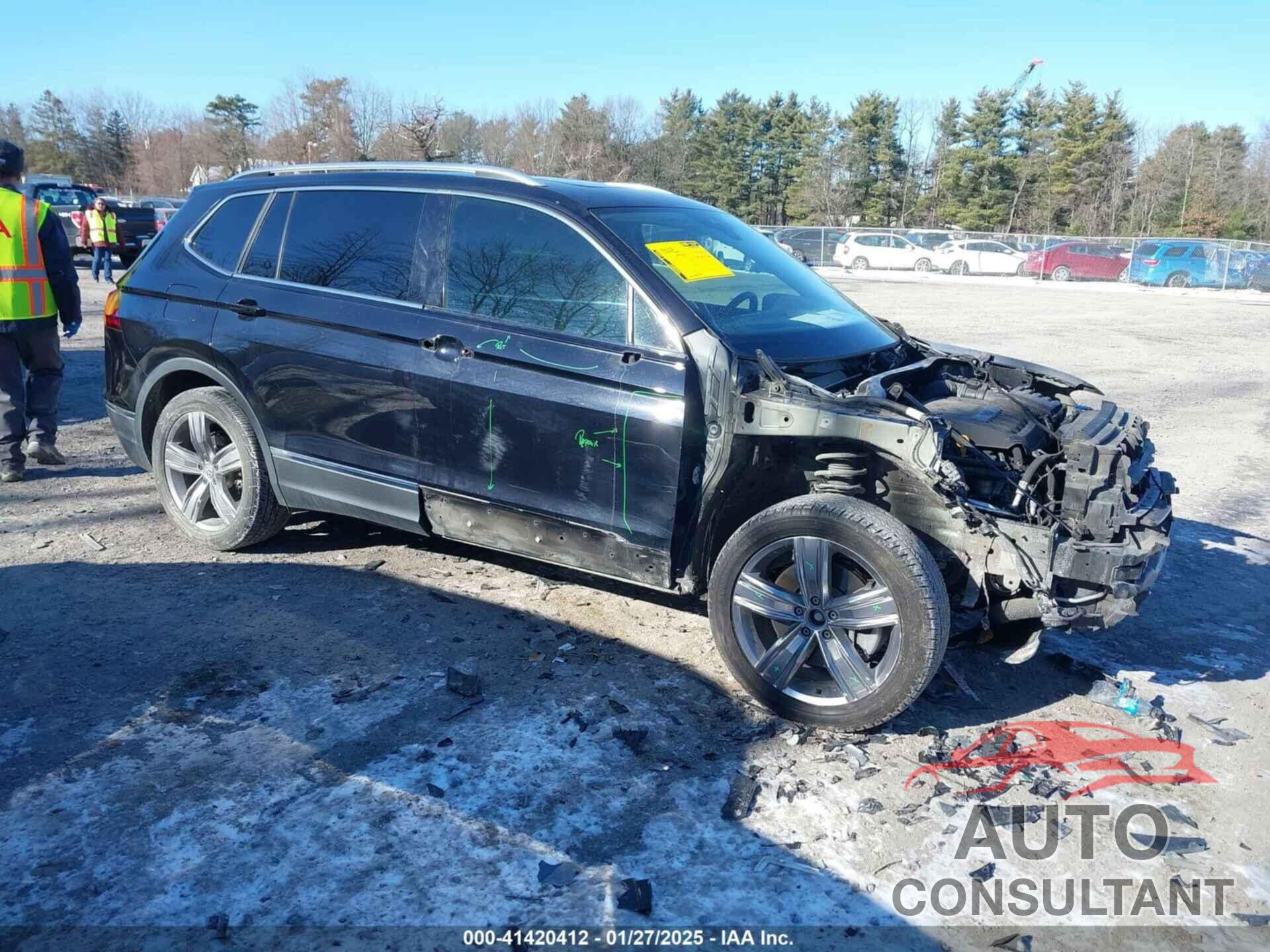 VOLKSWAGEN TIGUAN 2019 - 3VV4B7AX1KM007301
