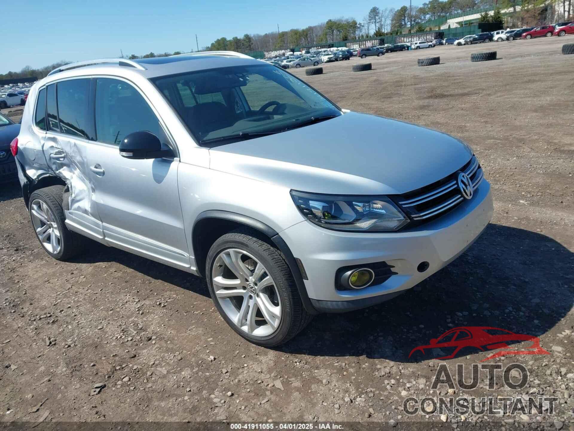 VOLKSWAGEN TIGUAN 2017 - WVGUV7AXXHK030495