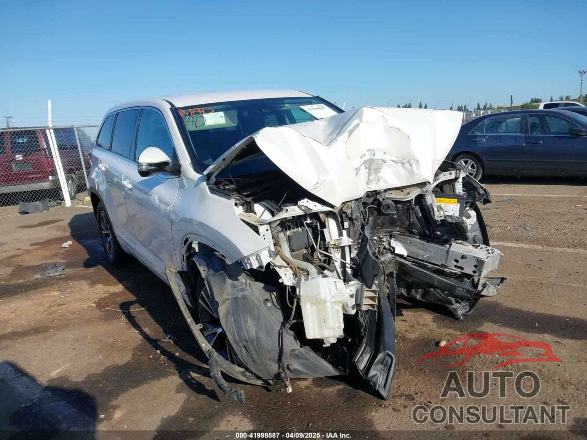 TOYOTA HIGHLANDER 2017 - 5TDZARFH1HS032129