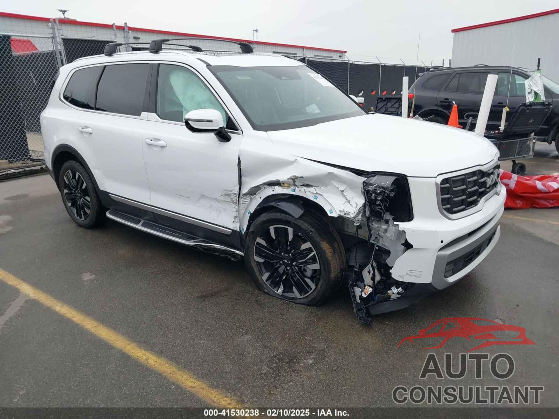 KIA TELLURIDE 2023 - 5XYP5DGC5PG403161