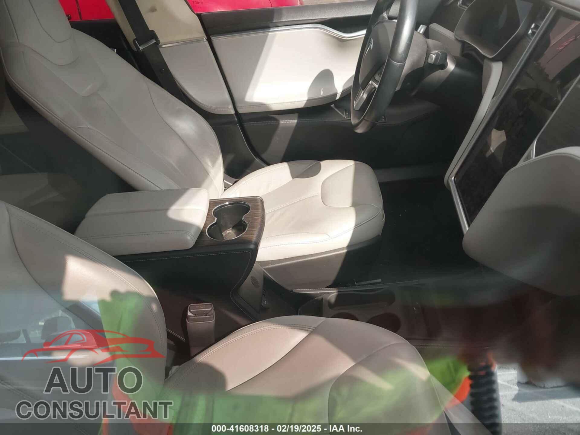 TESLA MODEL S 2014 - 5YJSA1H17EFP49833