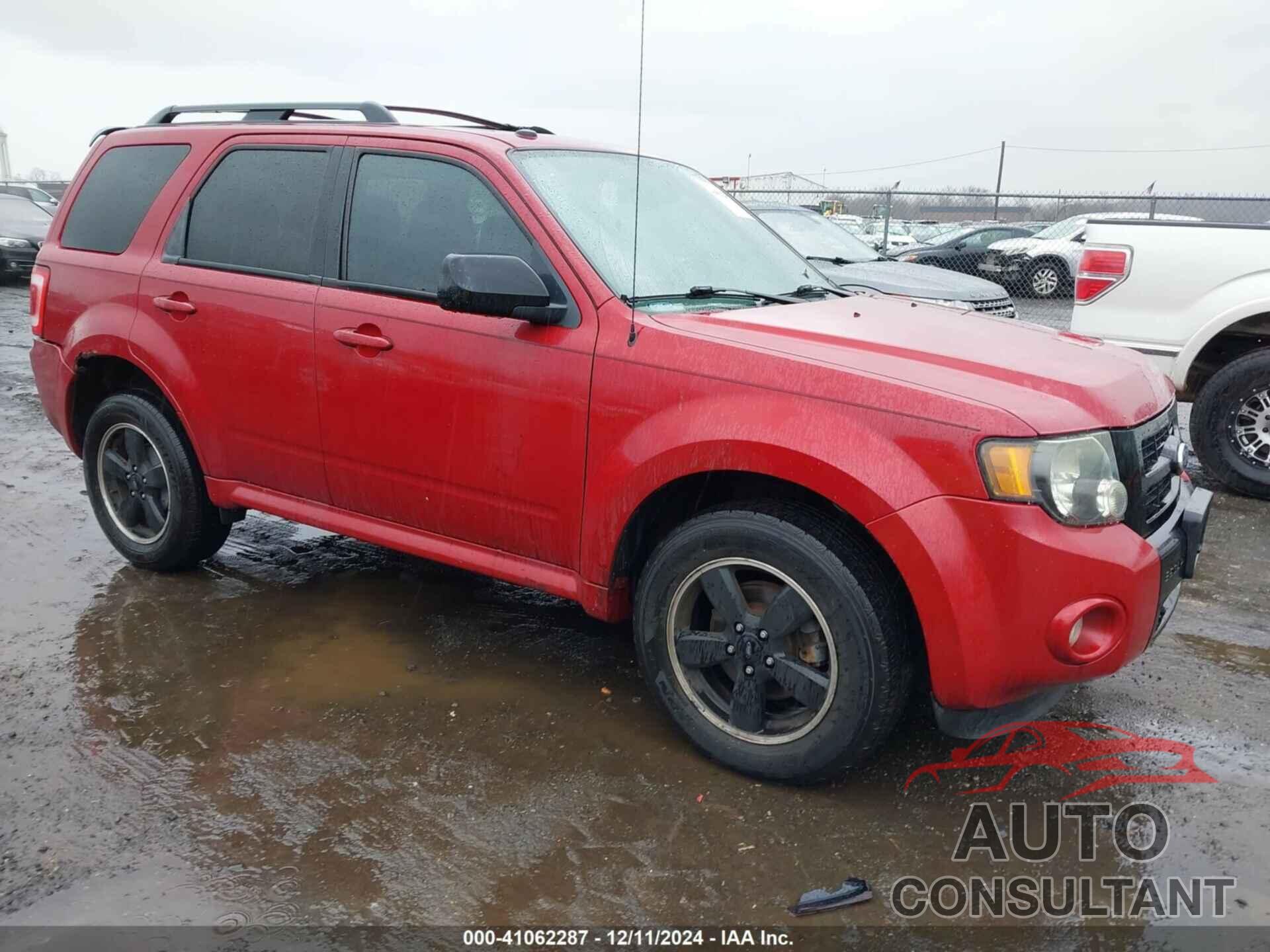 FORD ESCAPE 2010 - 1FMCU0DG1AKB65596