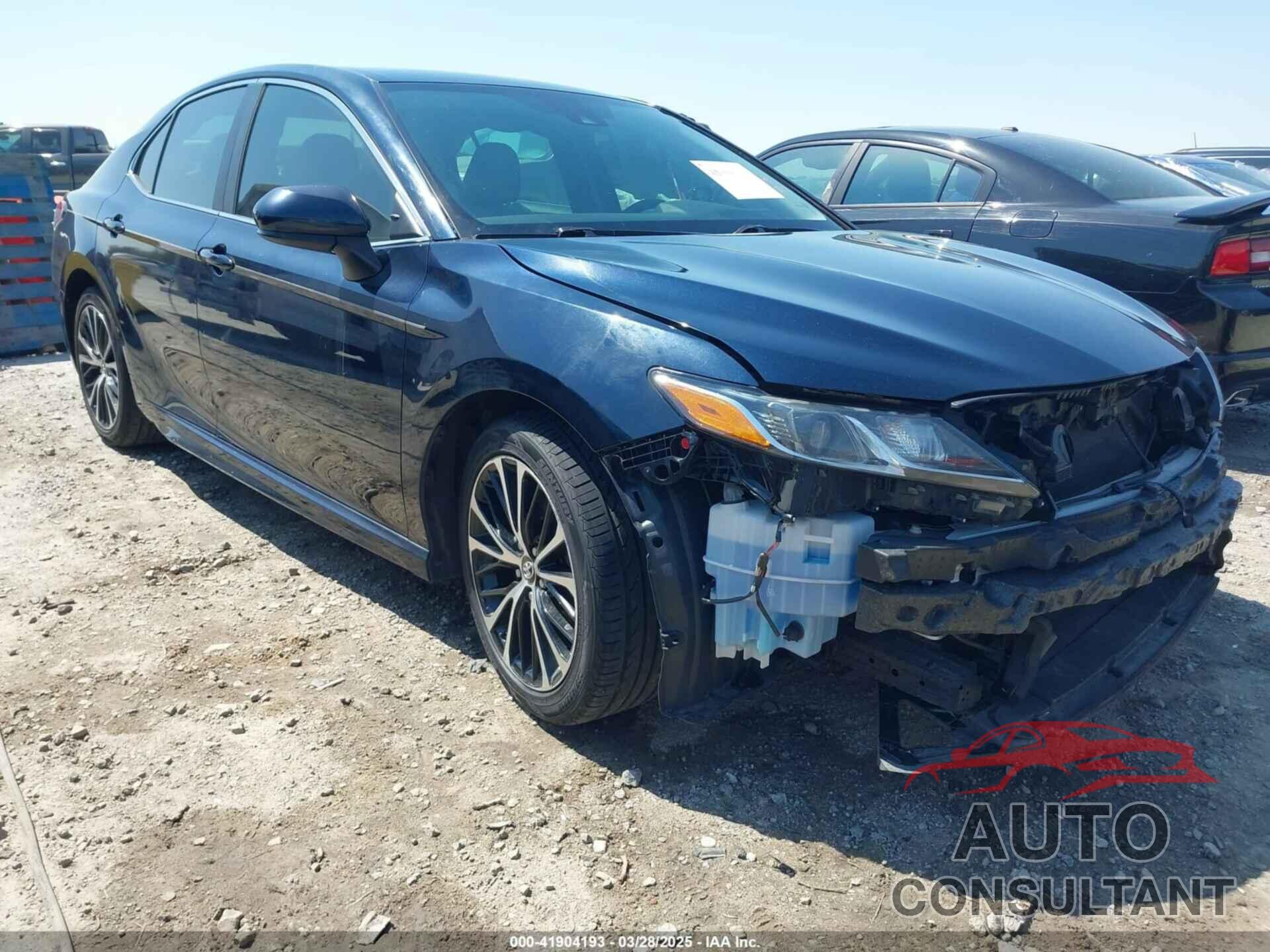 TOYOTA CAMRY 2019 - 4T1B11HK2KU684851